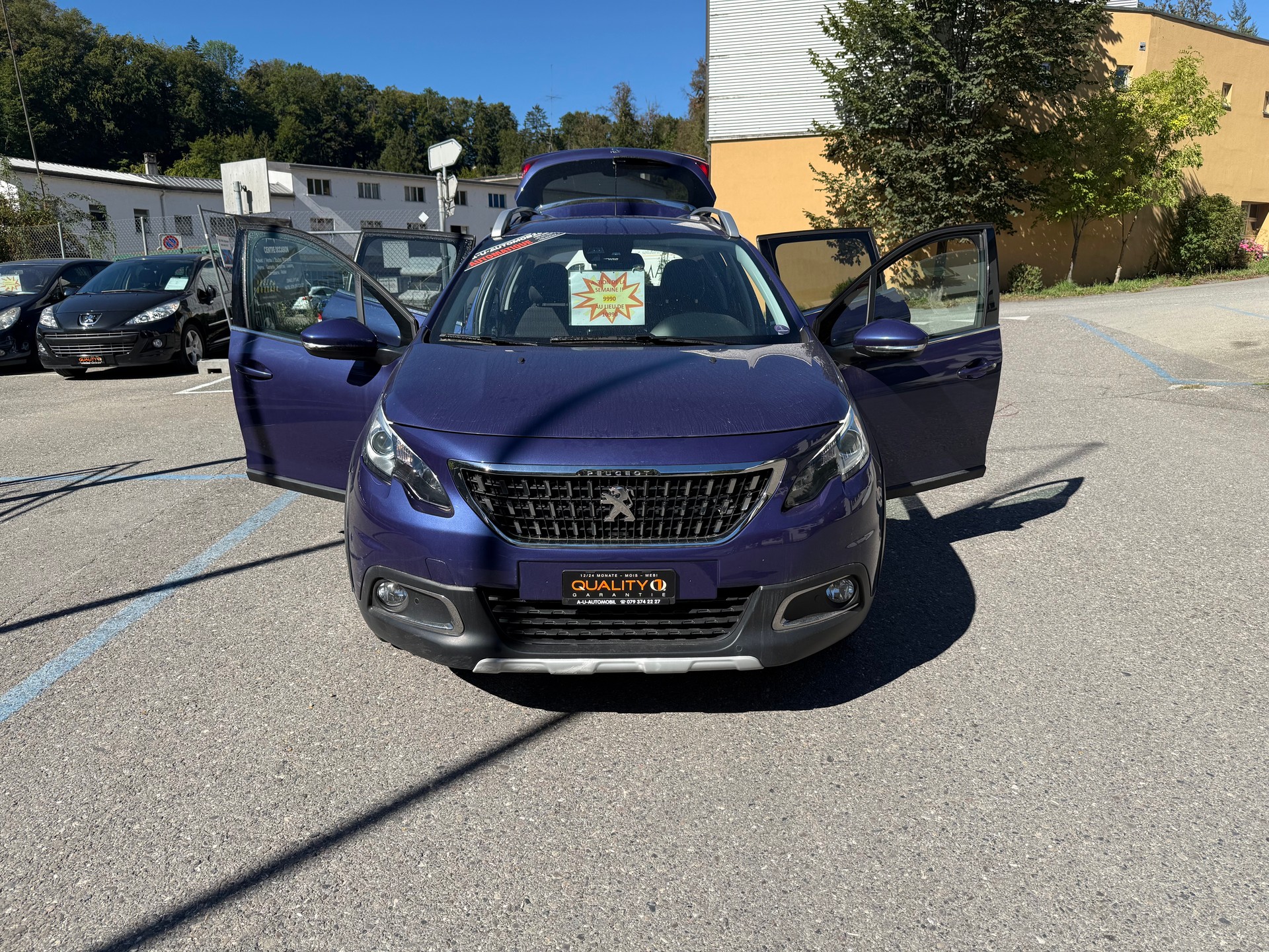 PEUGEOT 2008 1.2 PureTech Style EAT6-image-14