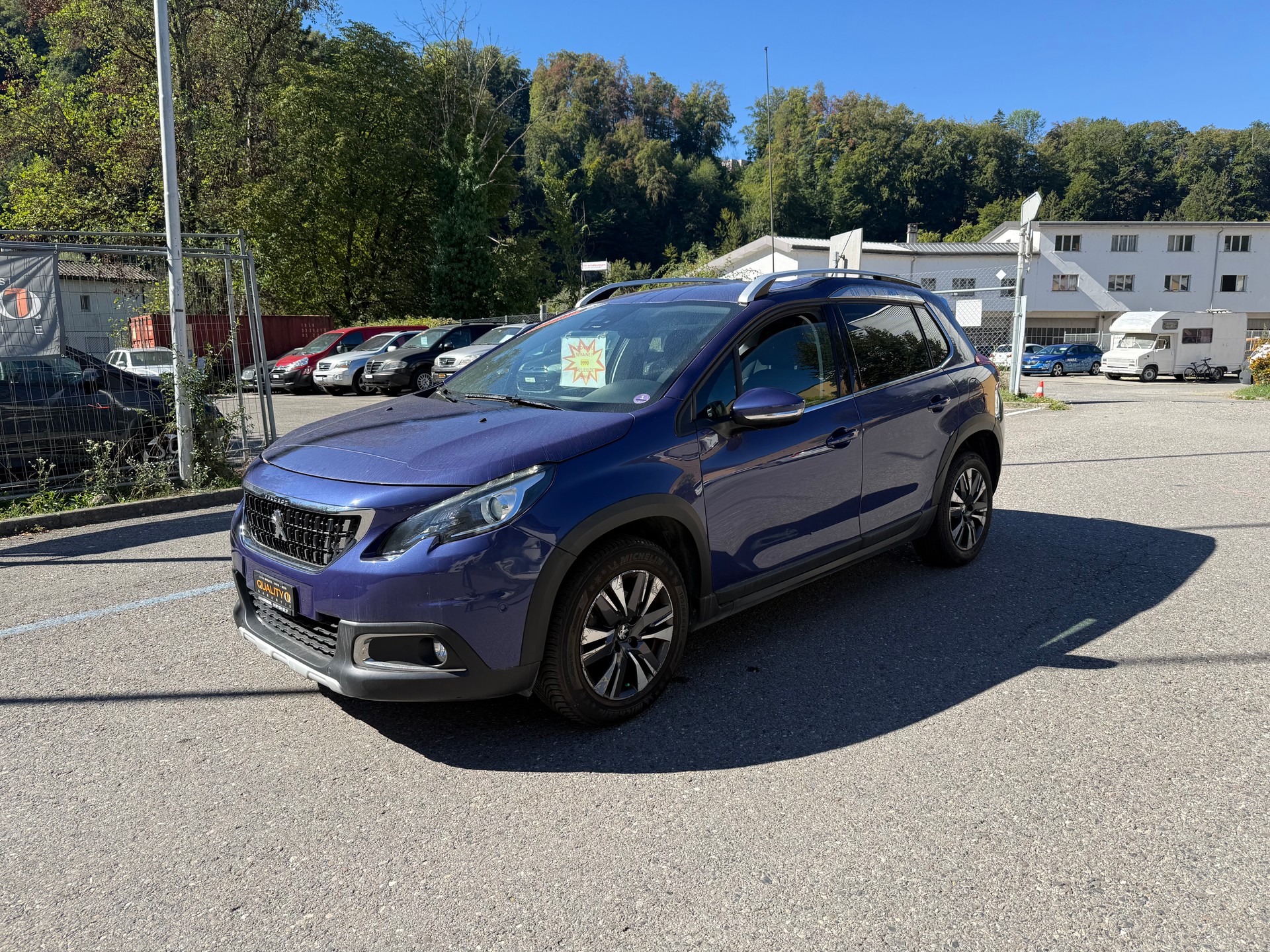 PEUGEOT 2008 1.2 PureTech Style EAT6-showroom-element-2