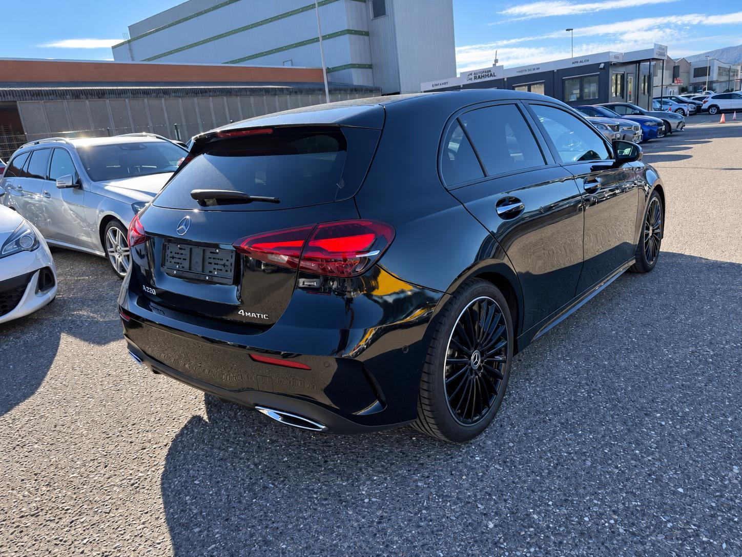 MERCEDES-BENZ A 220 AMG Line 4m-image-5