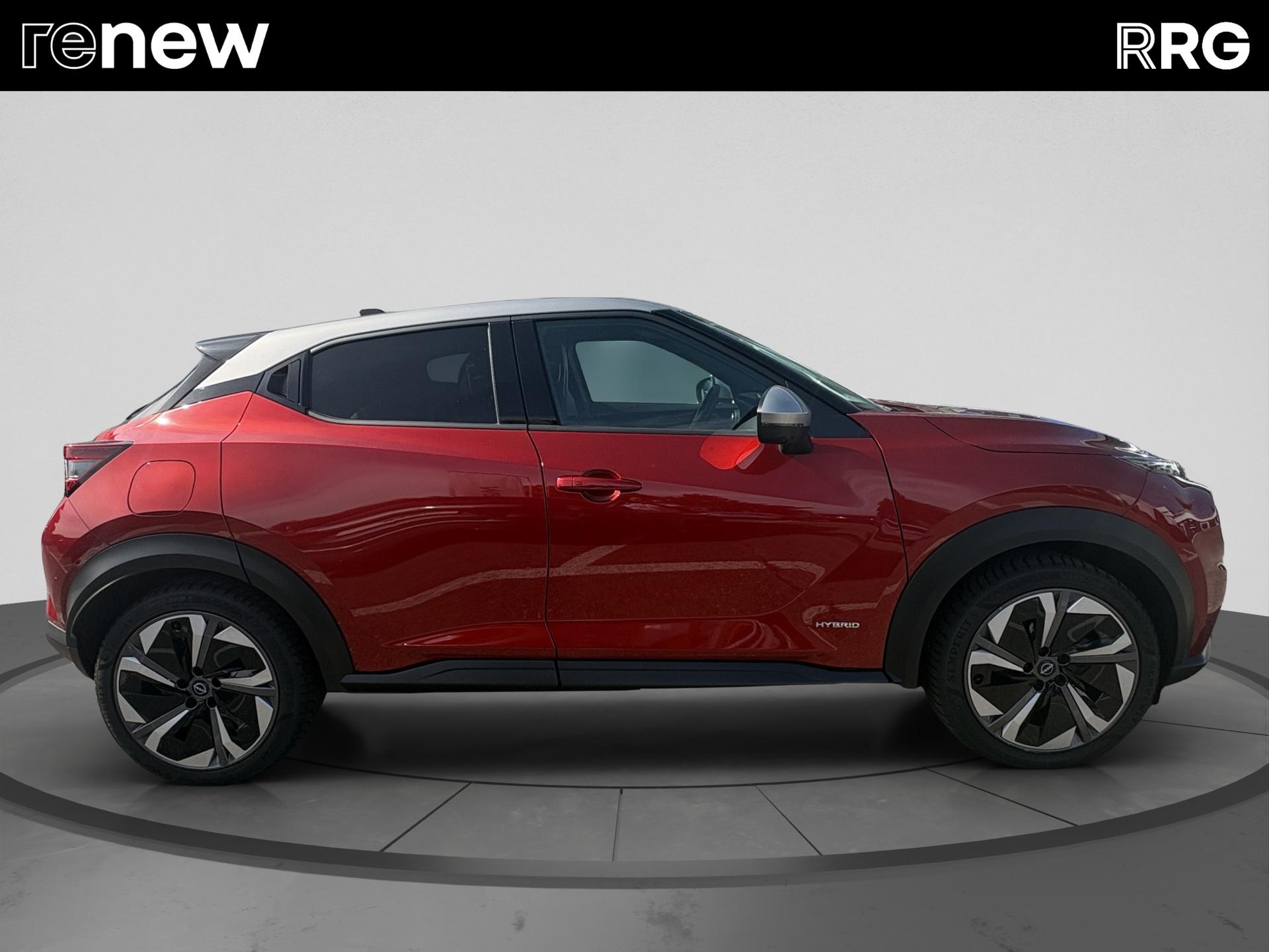 NISSAN Juke 1.6 FHEV Tekna-showroom-element-1
