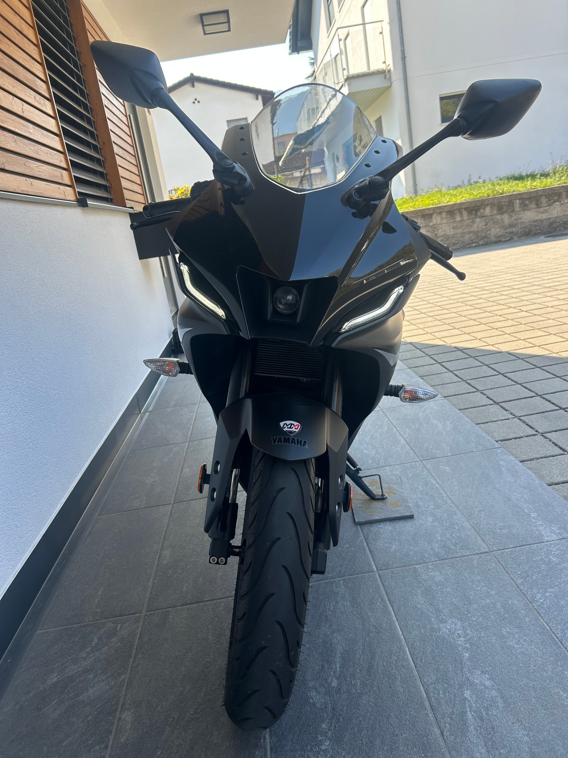 YAMAHA YZF-R 125 ABS-image-3