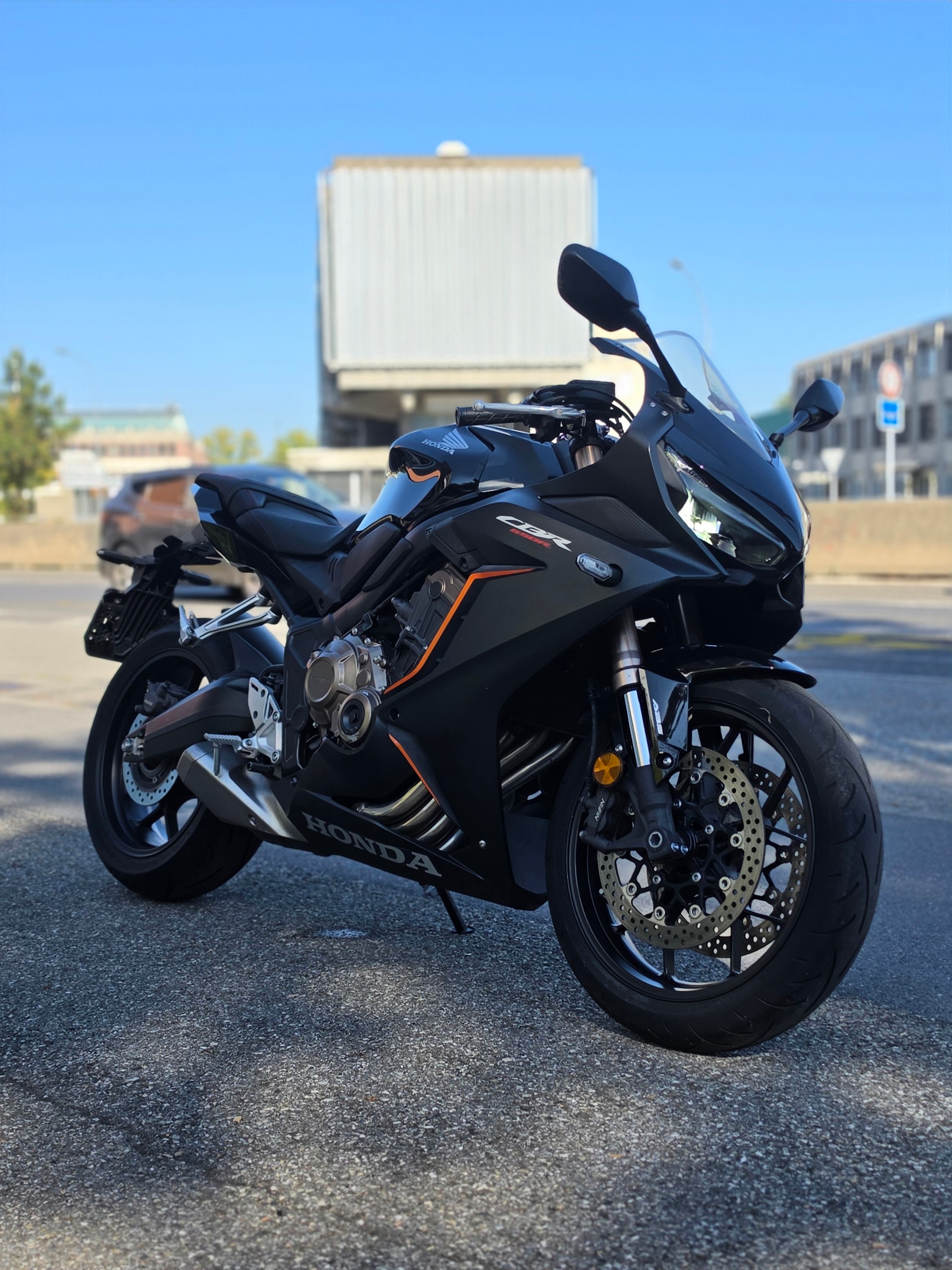 HONDA CBR 650 R