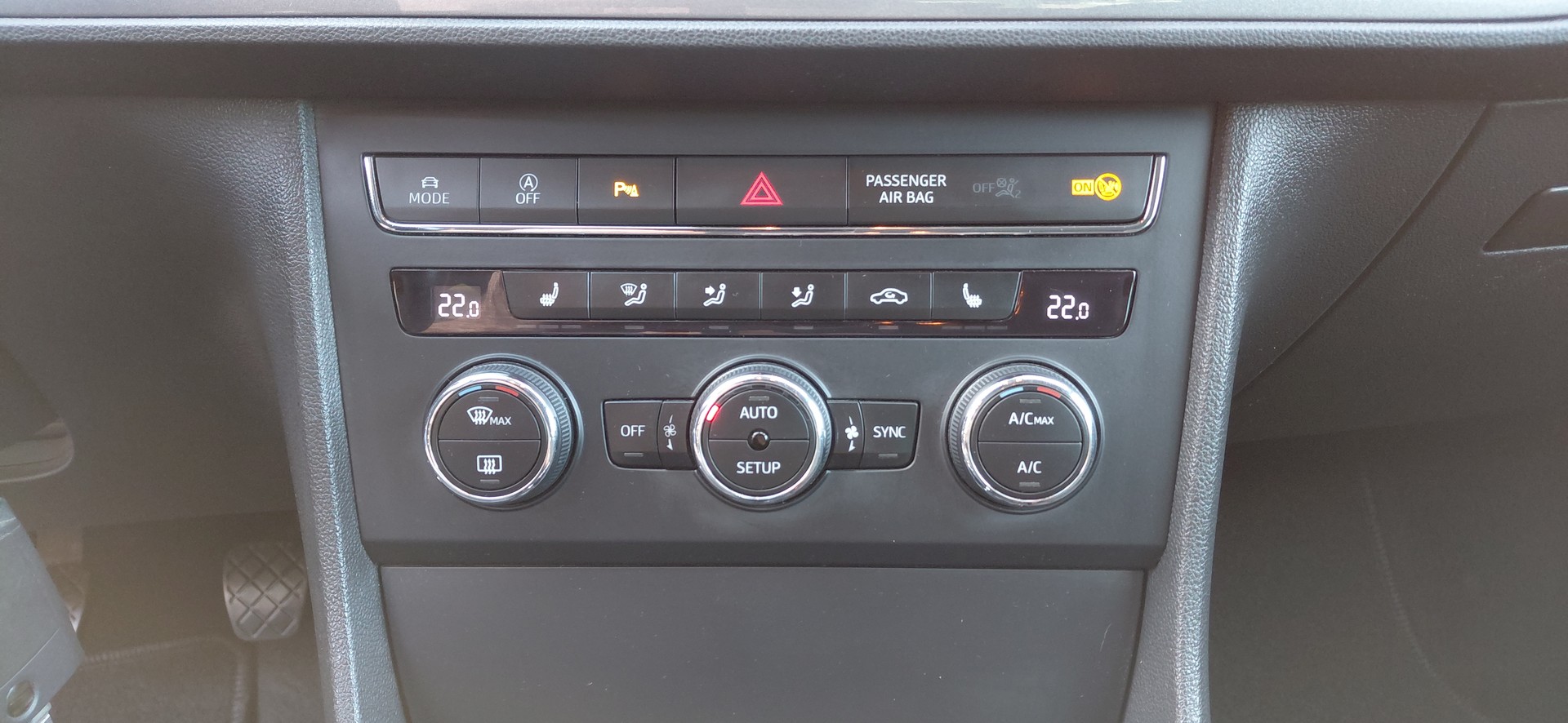 SEAT Leon 1.4 TSI FR-image-12