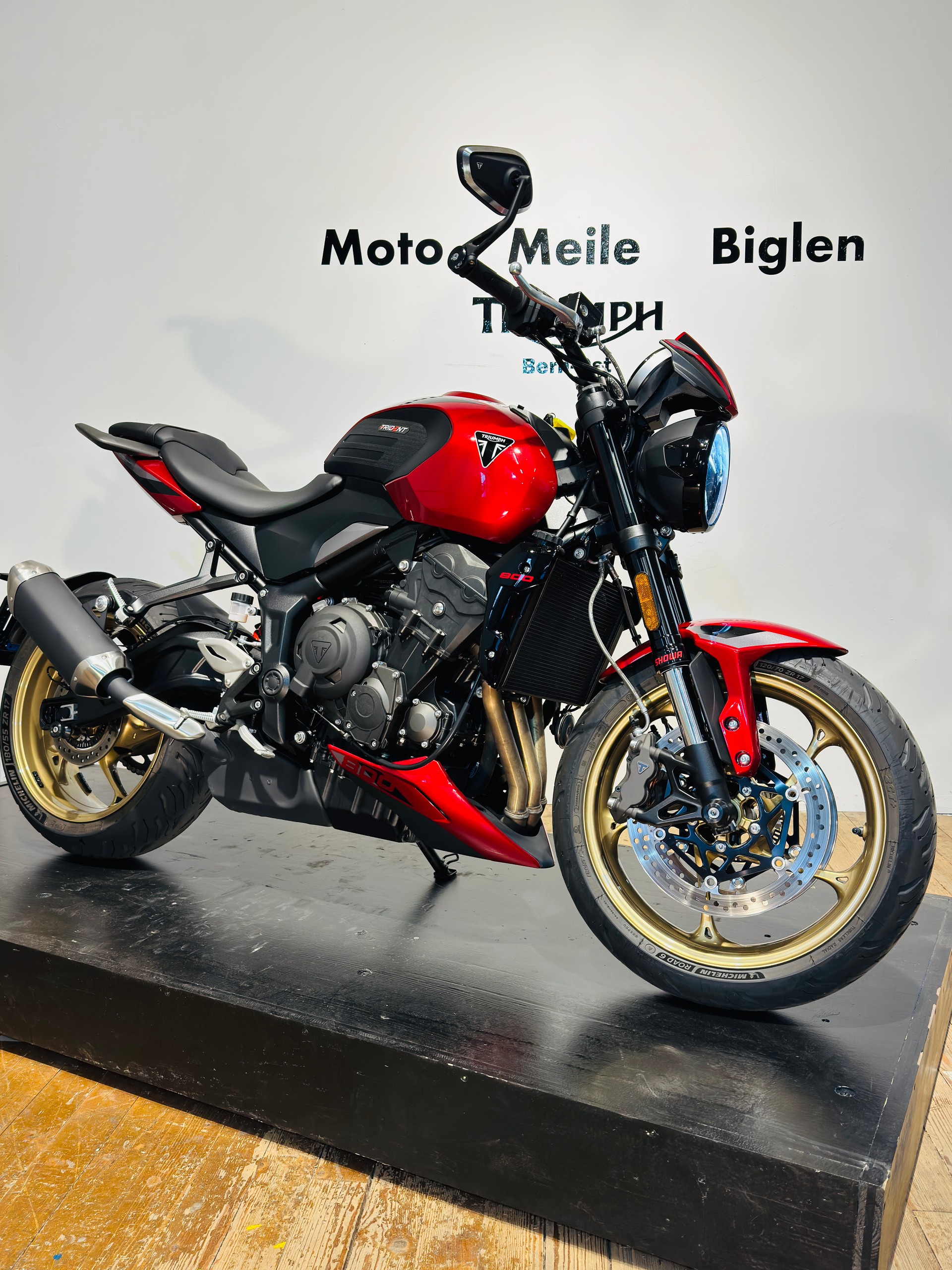 TRIUMPH Trident 800-image-1