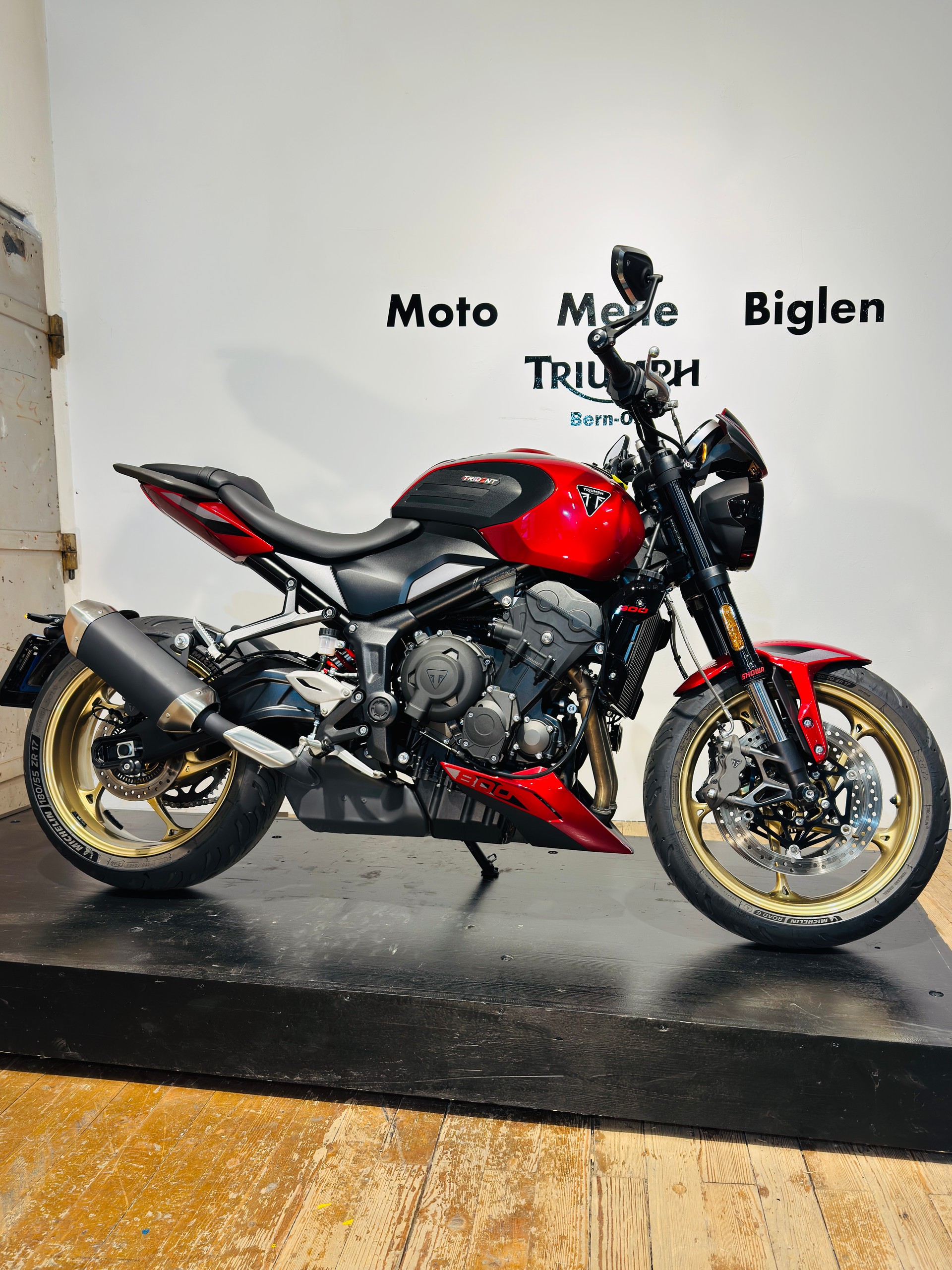 TRIUMPH Trident 800-image-2