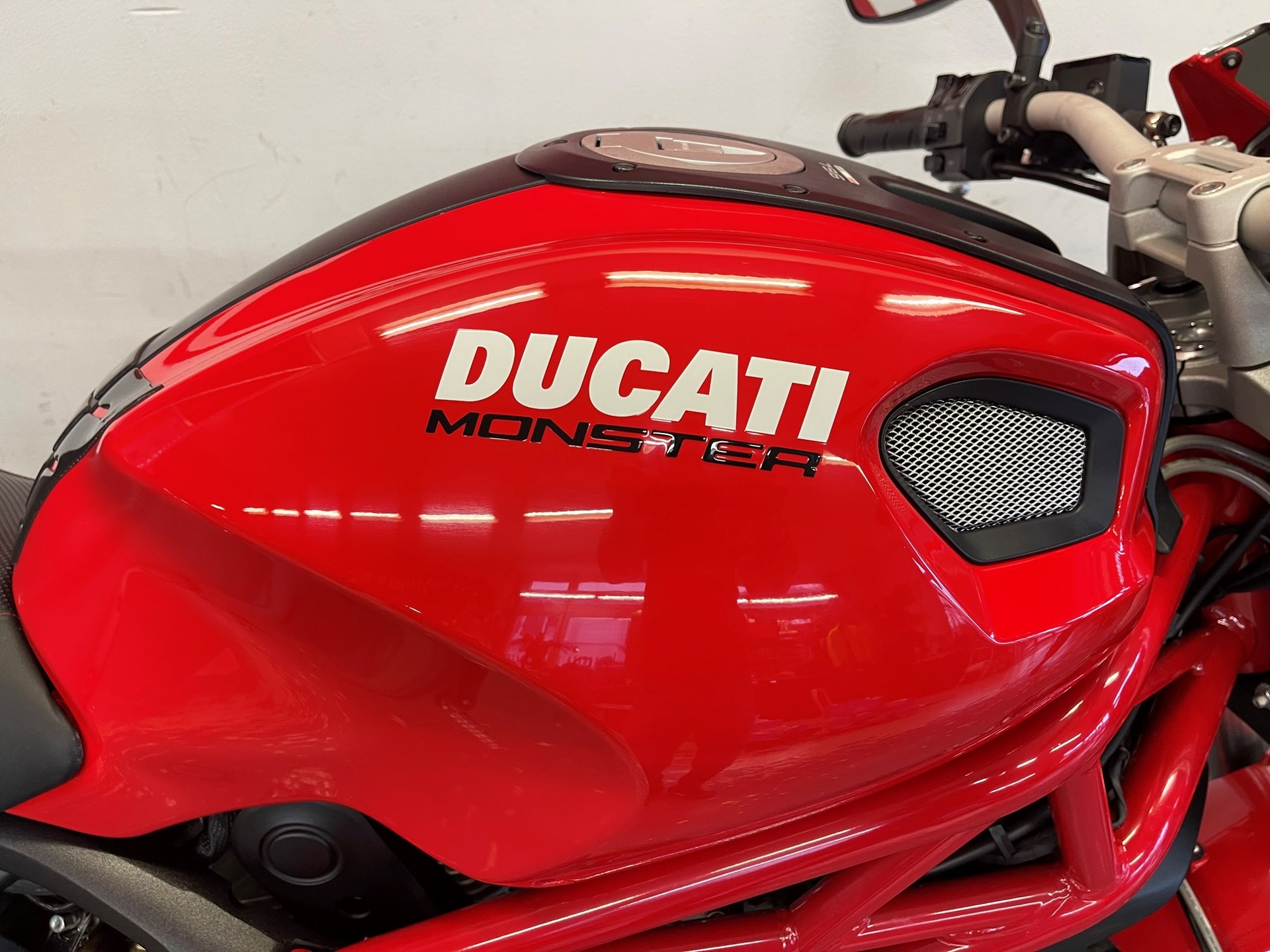 DUCATI Monster 796M ABS-image-5