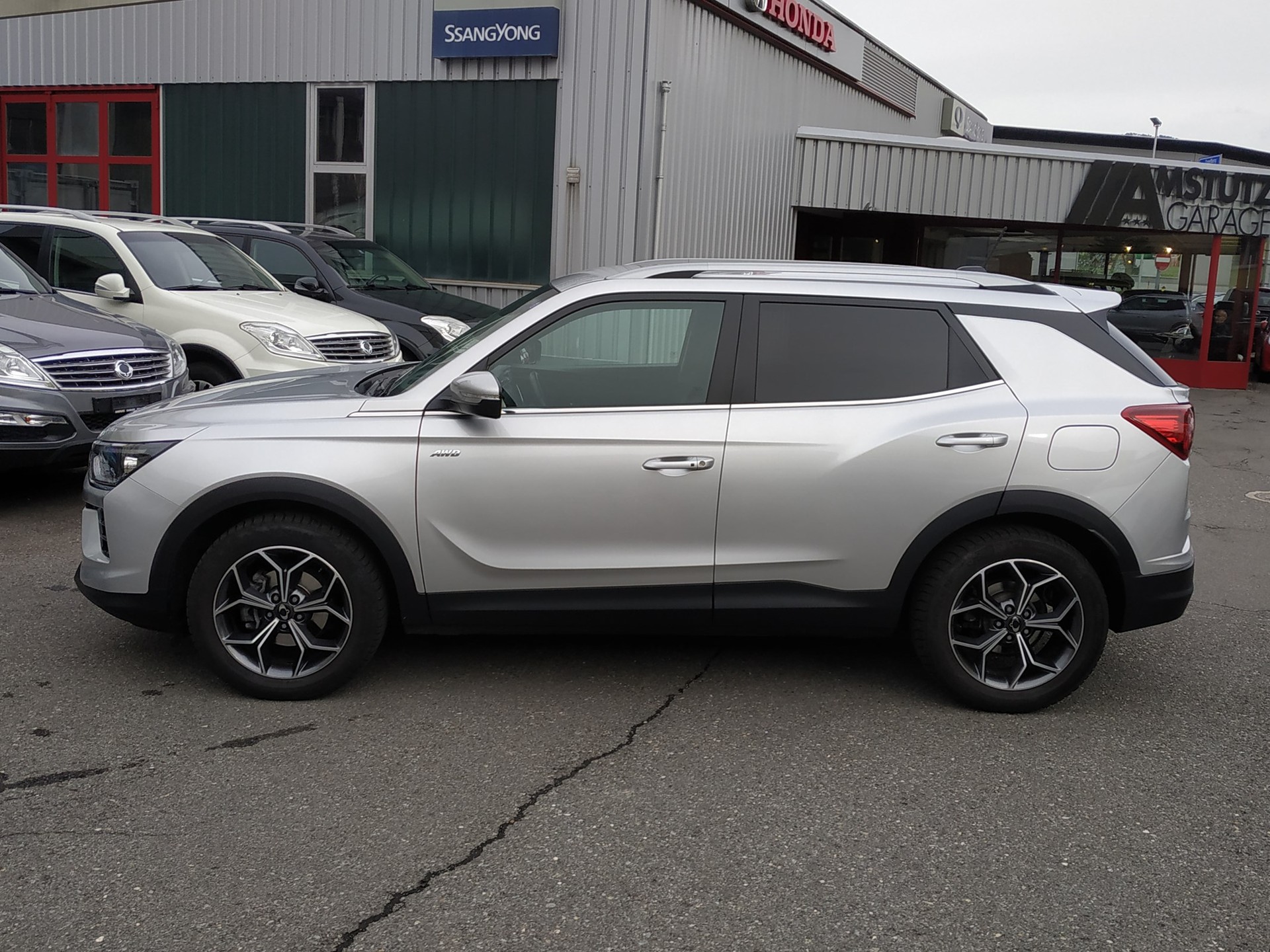 KGM-SsangYong Korando 1.5T GDI Onyx Plus 4WD Automat-image-7