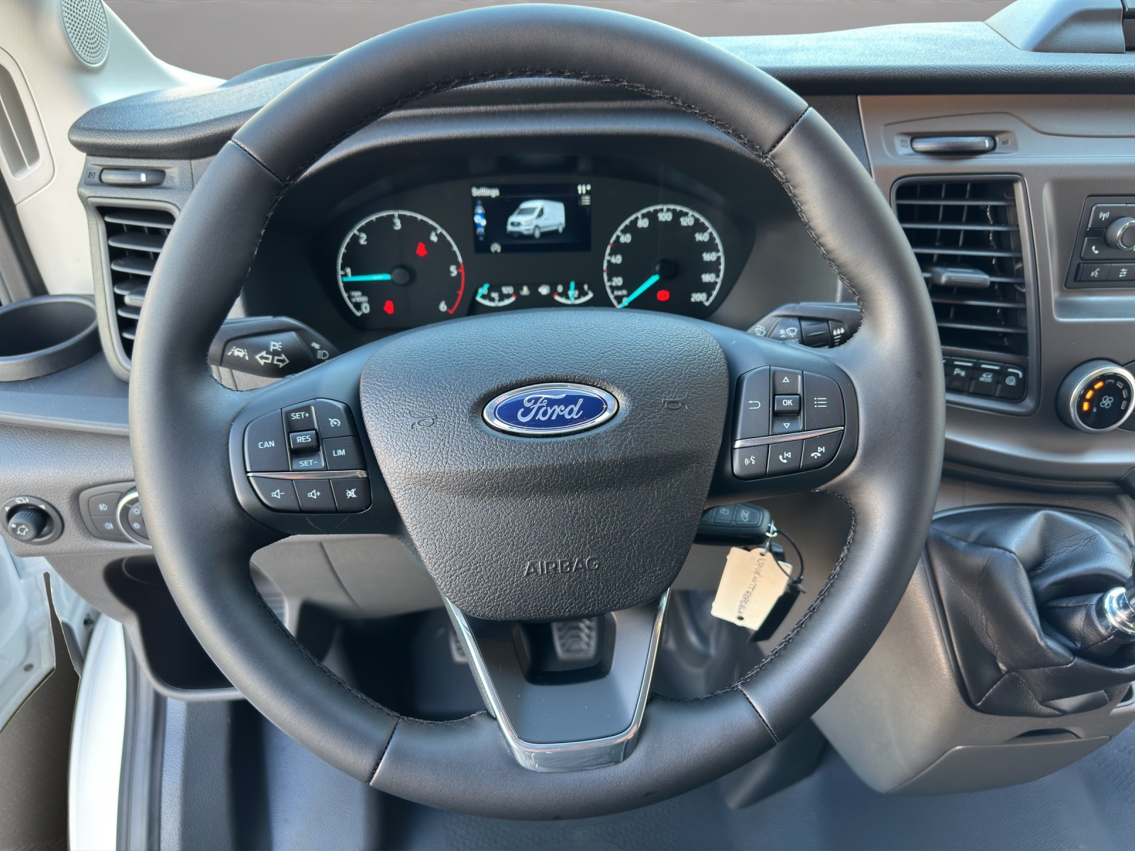 FORD Transit Van 350 L2 Trend 2.0 TDCi 130 FWD-image-9
