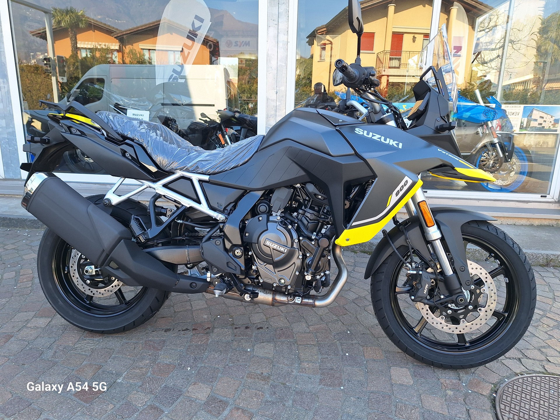 SUZUKI SE