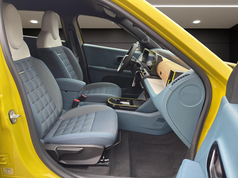 FIAT Grande Panda La Prima-image-11