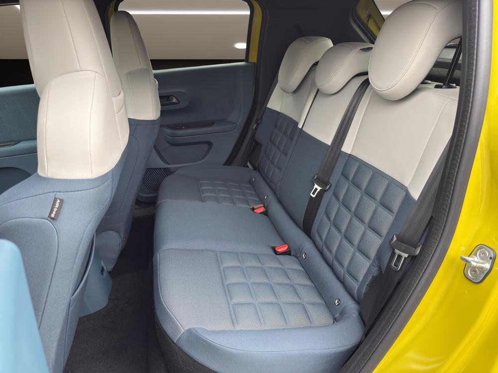 FIAT Grande Panda La Prima-image-12