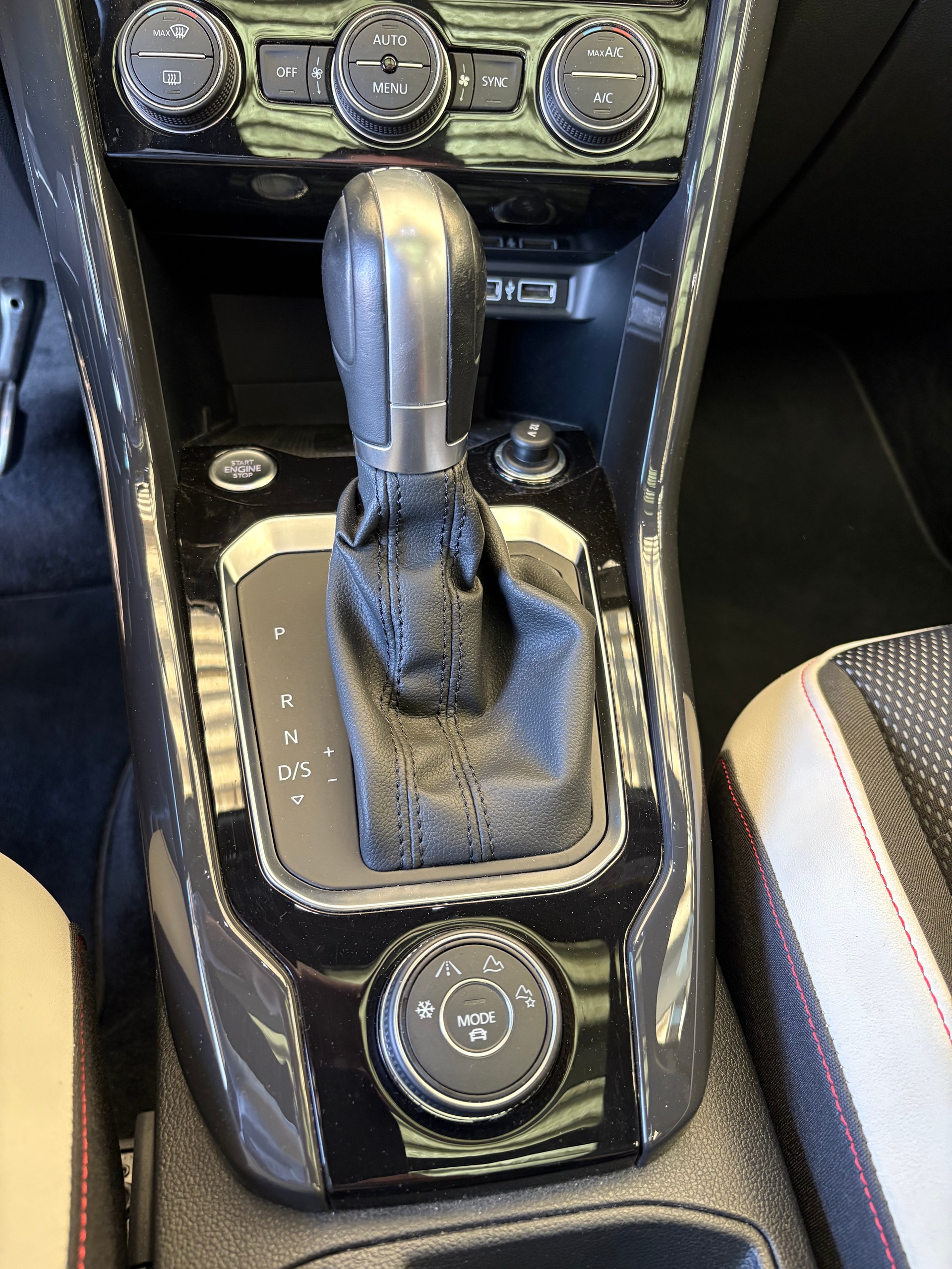 VW T-Roc 2.0 TSI Sport DSG 4Motion INKL:GARANTIE - VOLL-TANK - VIGNETTE 2025-image-11