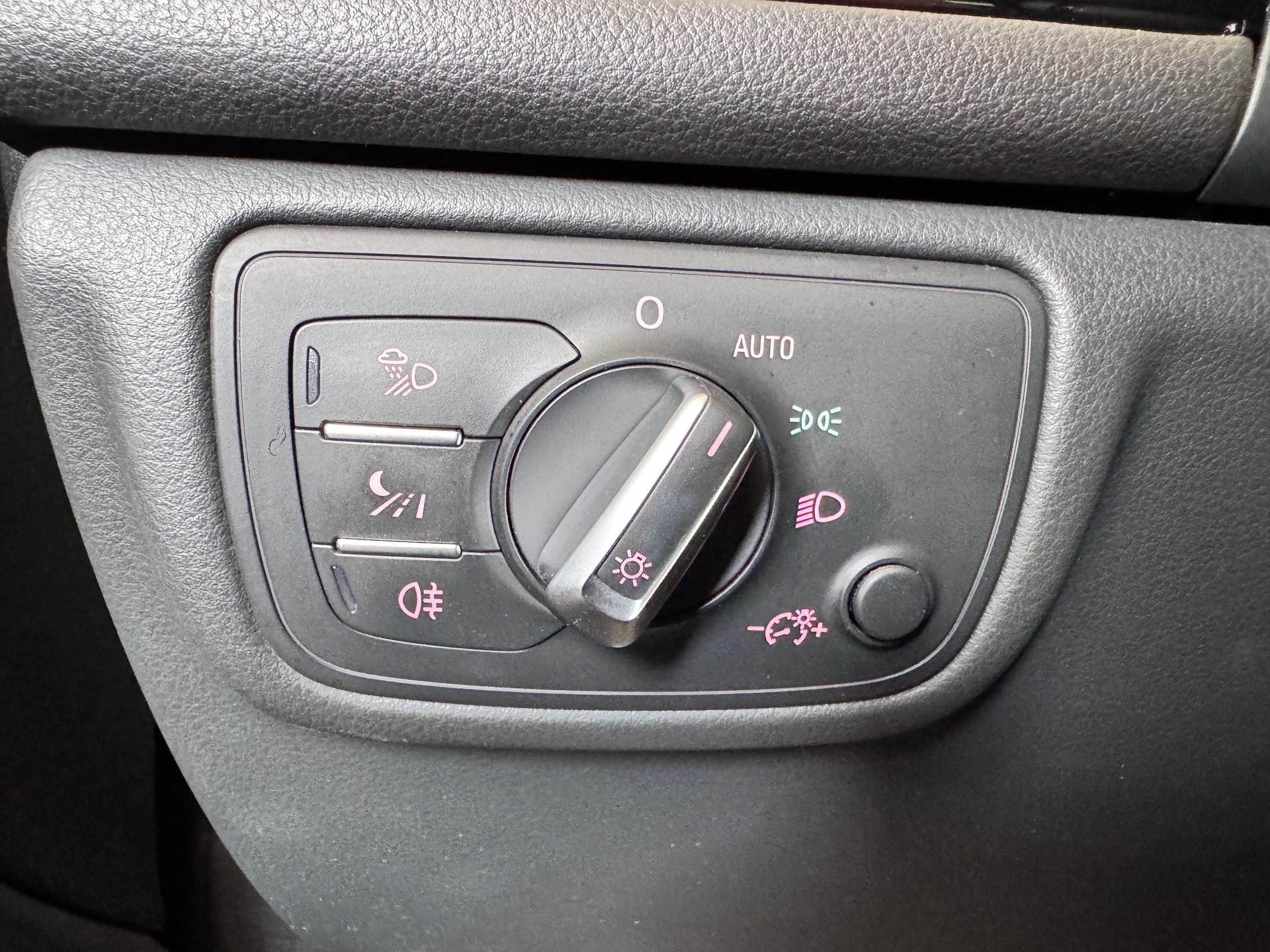 AUDI RS6 Avant 4.0 TFSI V8 quattro Tiptronic-image-20