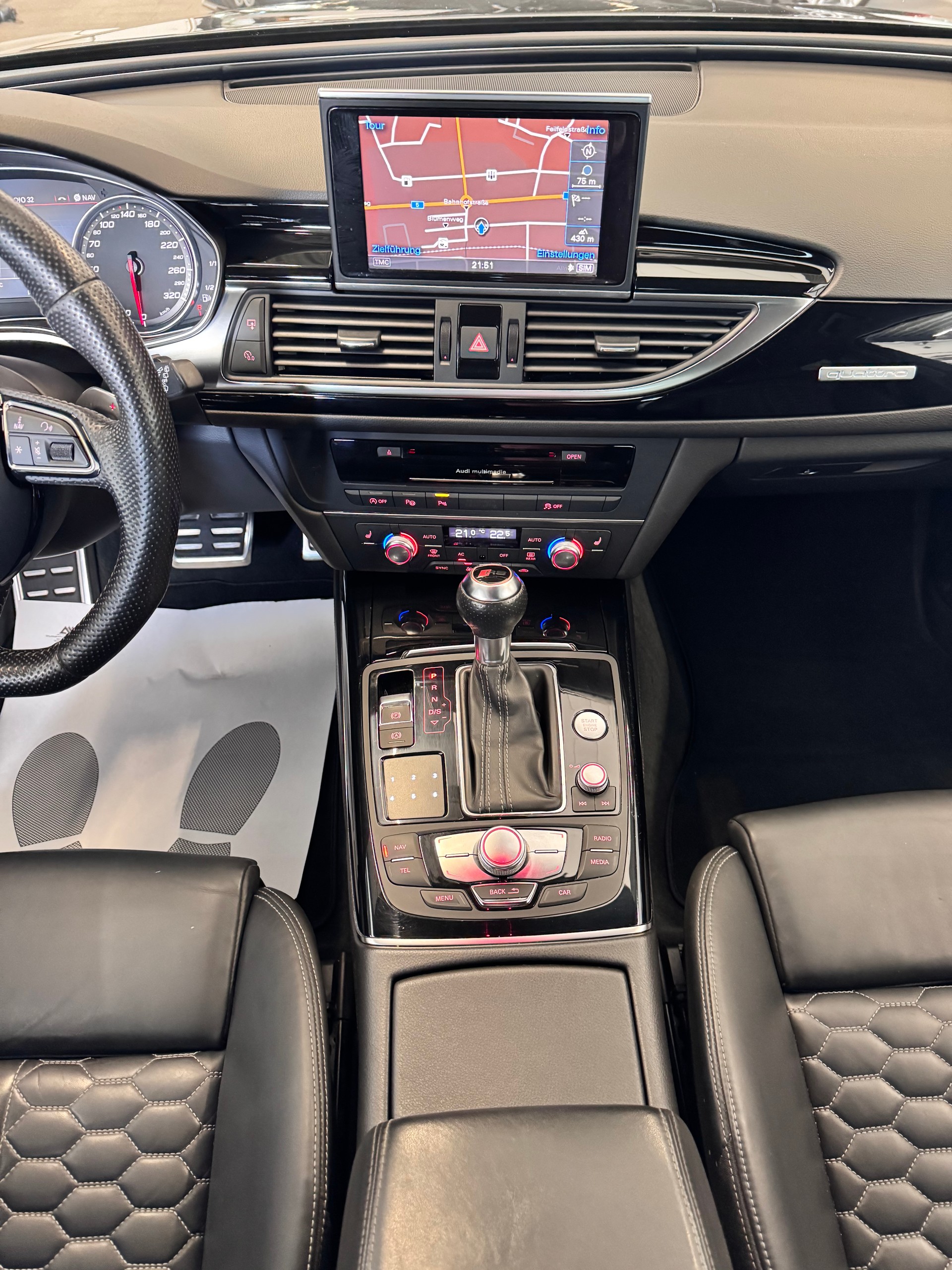 AUDI RS6 Avant 4.0 TFSI V8 quattro Tiptronic-image-12