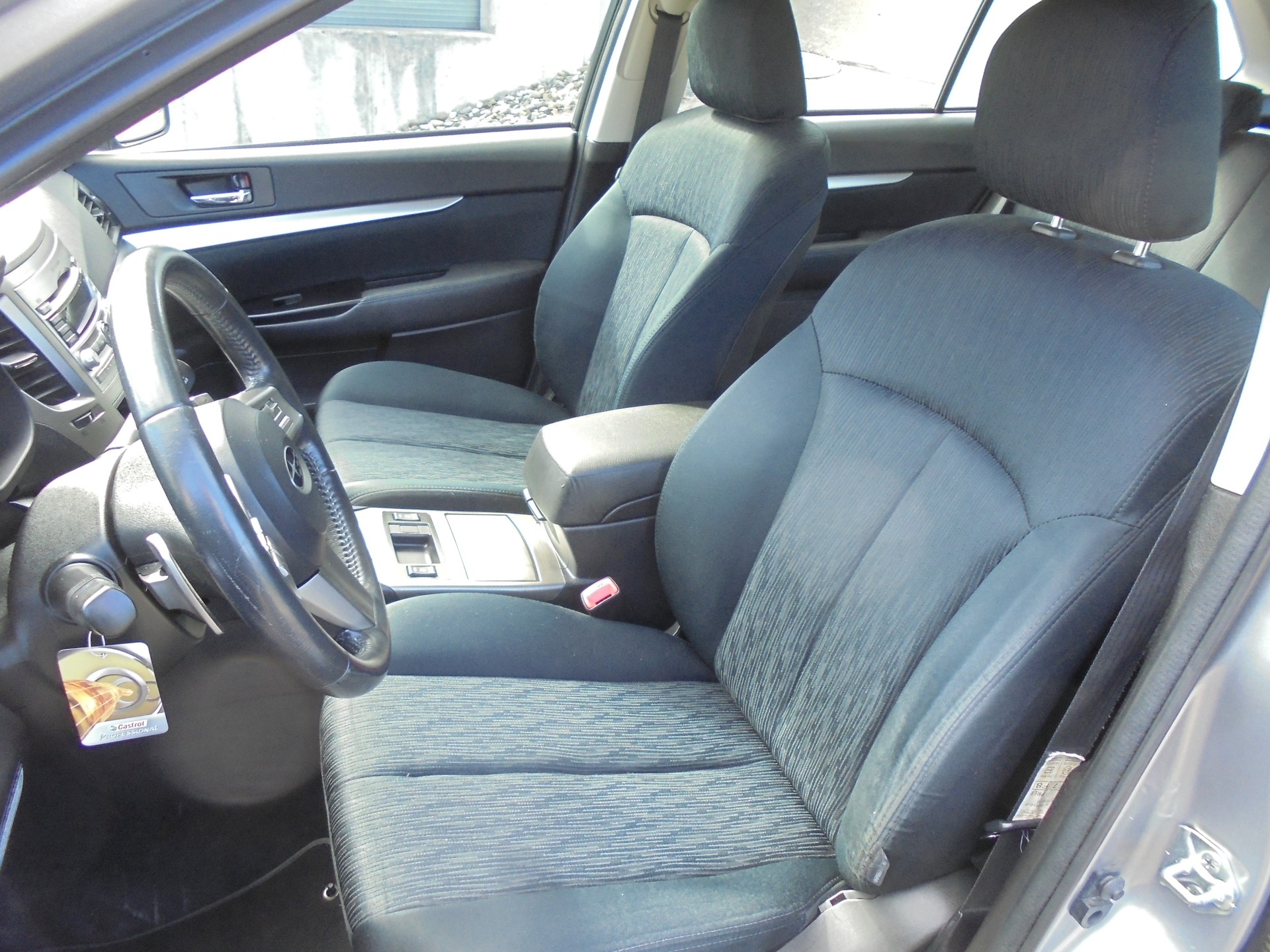 SUBARU Legacy 2.0i Swiss Special AWD Lineartronic-image-8