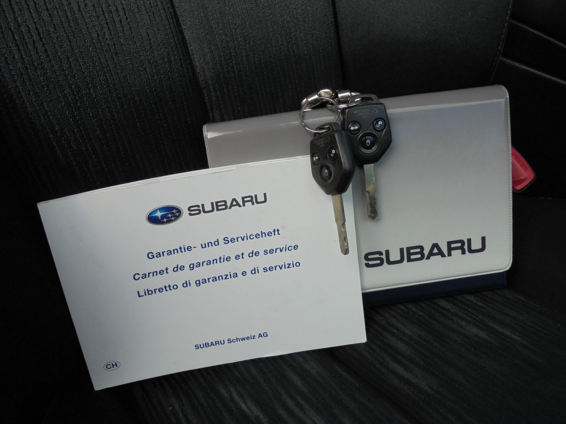 SUBARU Legacy 2.0i Swiss Special AWD Lineartronic-image-15