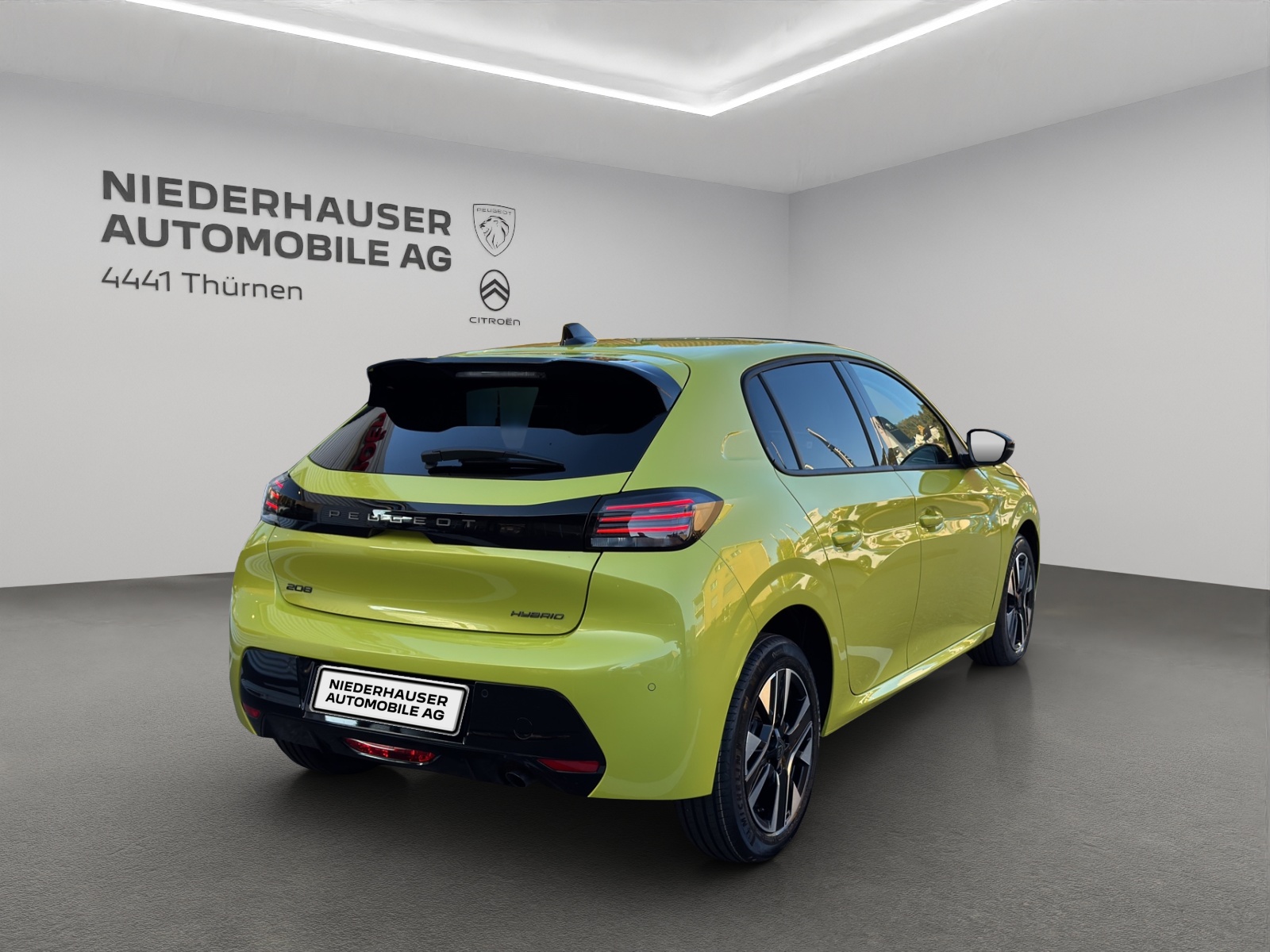 PEUGEOT 208 1.2 Hybrid Allure Premium-showroom-element-2
