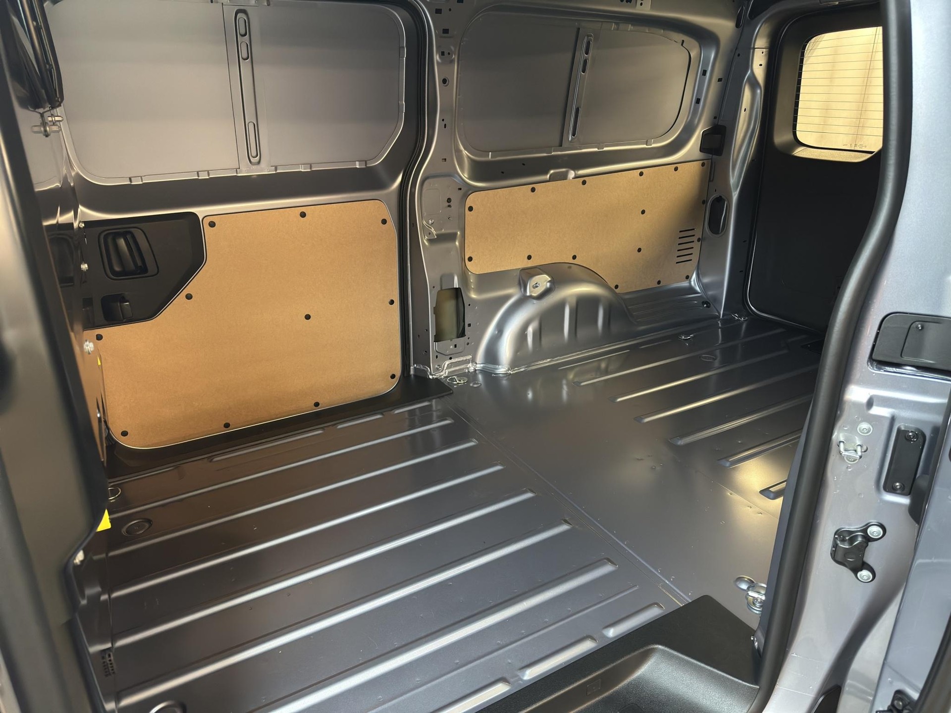 TOYOTA PROACE Van L2 2.0 D Active-image-8