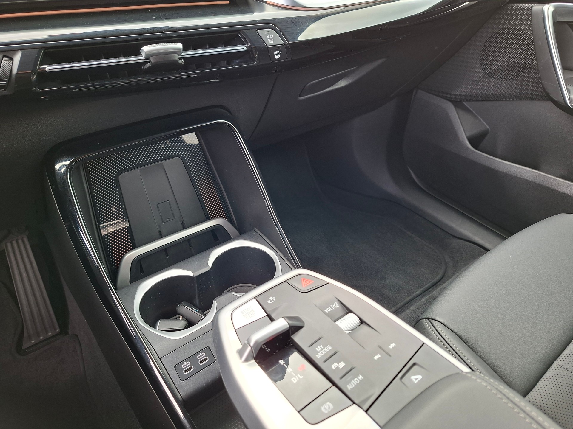 BMW X1 sDrive 18i xLine-image-10