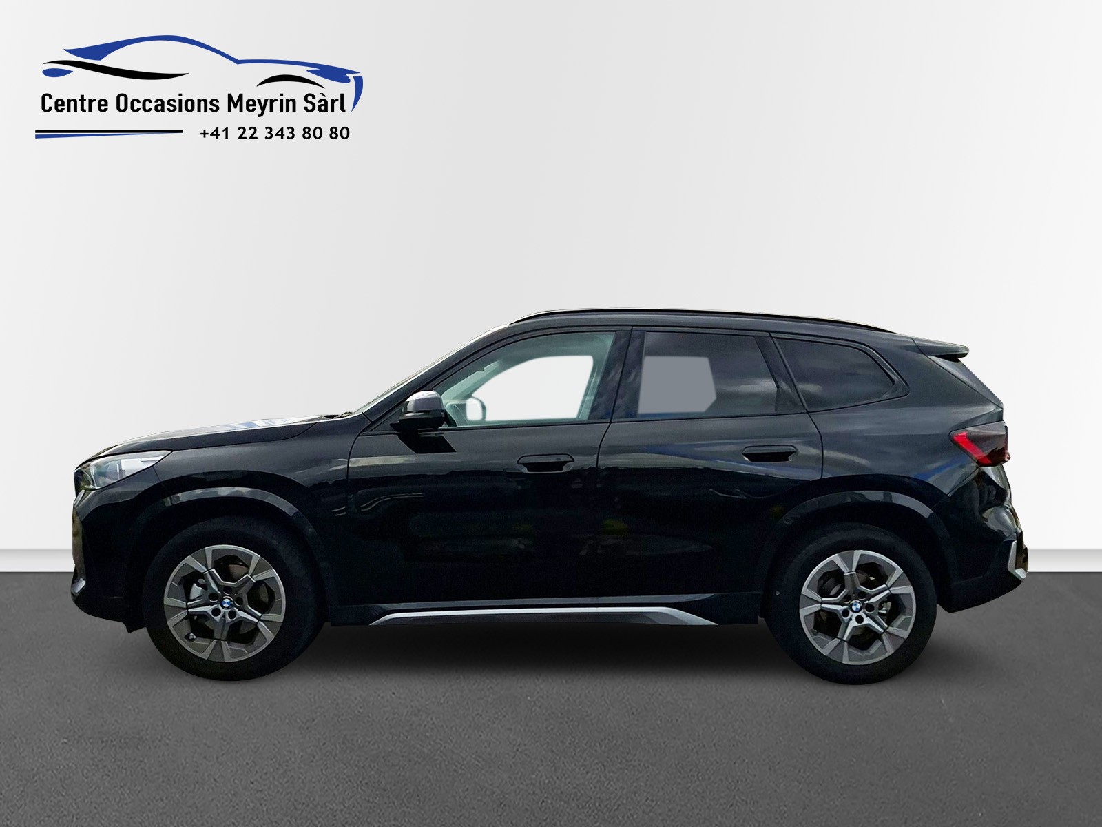 BMW X1 sDrive 18i xLine-showroom-element-2
