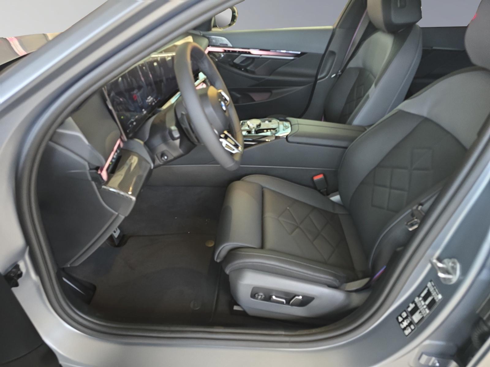 BMW 540d xDrive 48V Touring M Sport Pro Steptronic-image-14