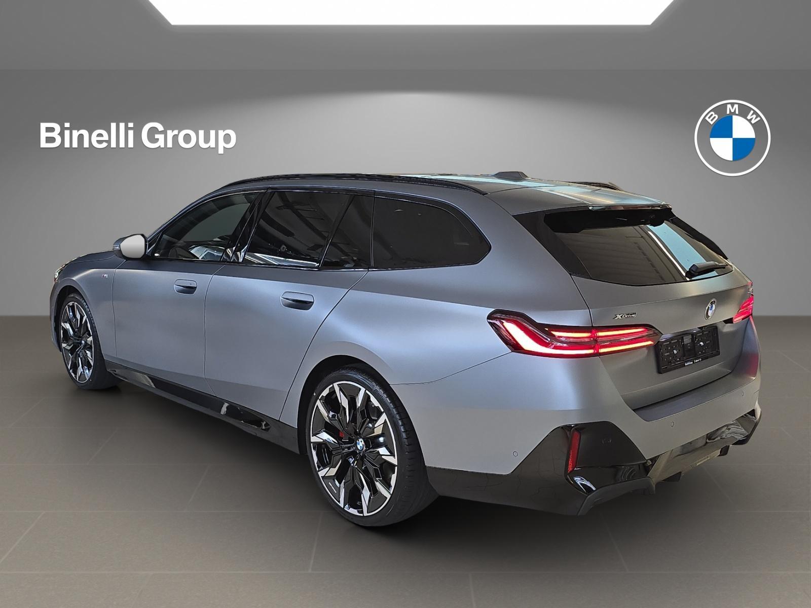 BMW 540d xDrive 48V Touring M Sport Pro Steptronic-showroom-element-3