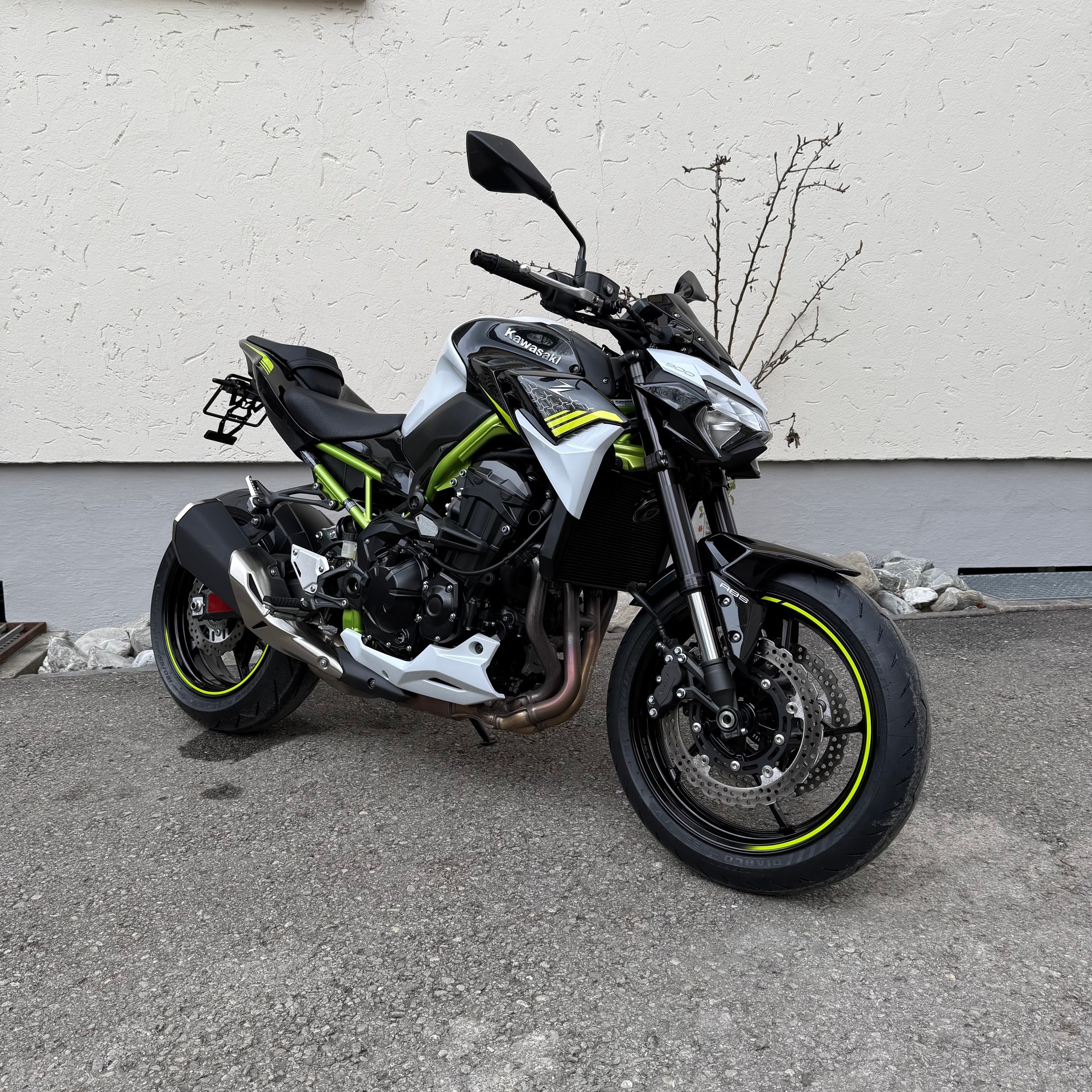 KAWASAKI Z 900-image-2