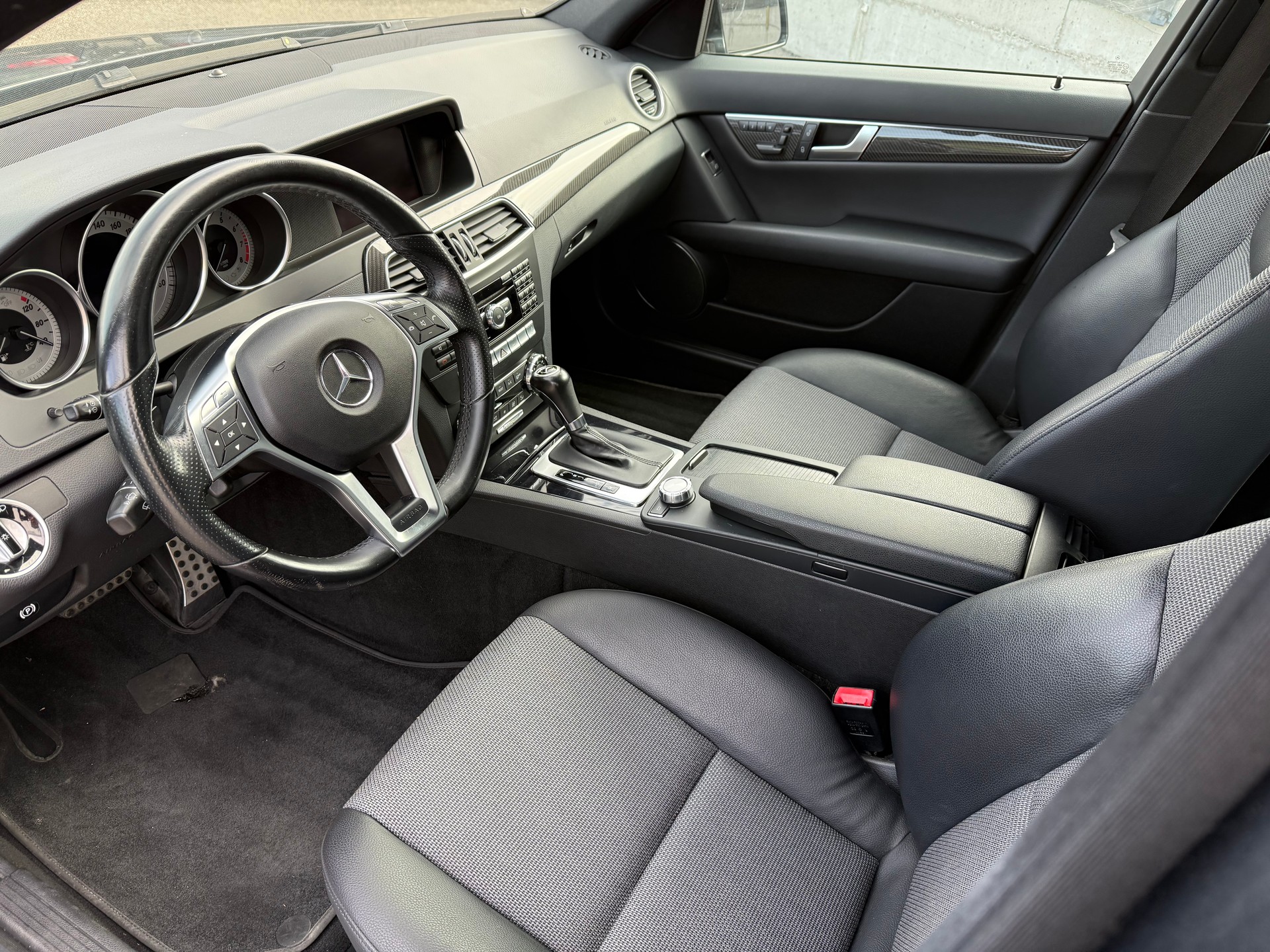 MERCEDES-BENZ C 350 Avantgarde 7G-Tronic AMG-LINE-image-7