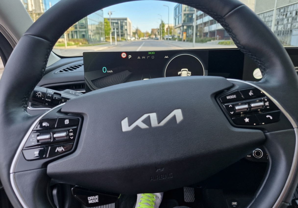 KIA EV6 77.4 kWh PLUS / 95% SoH / 1. Hand-image-13