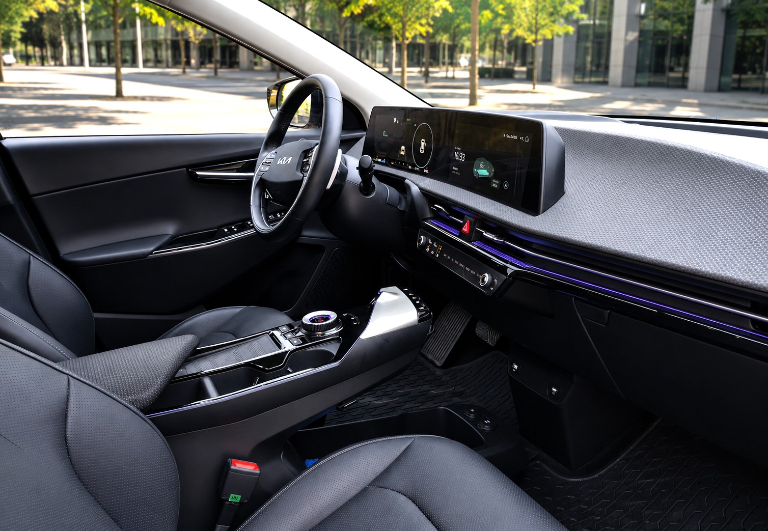KIA EV6 77.4 kWh PLUS / 95% SoH / 1. Hand-image-11