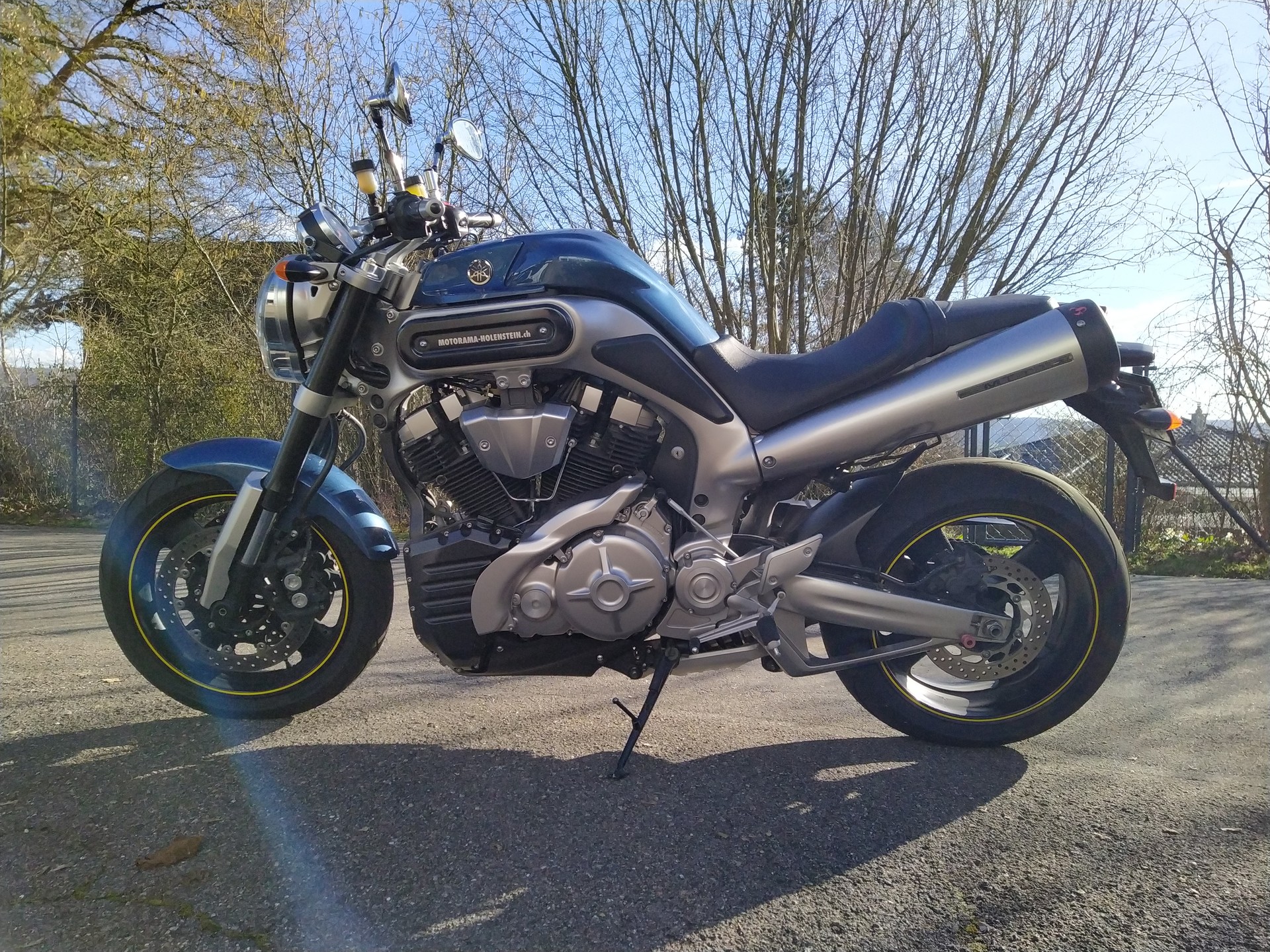 YAMAHA MT-01-image-0