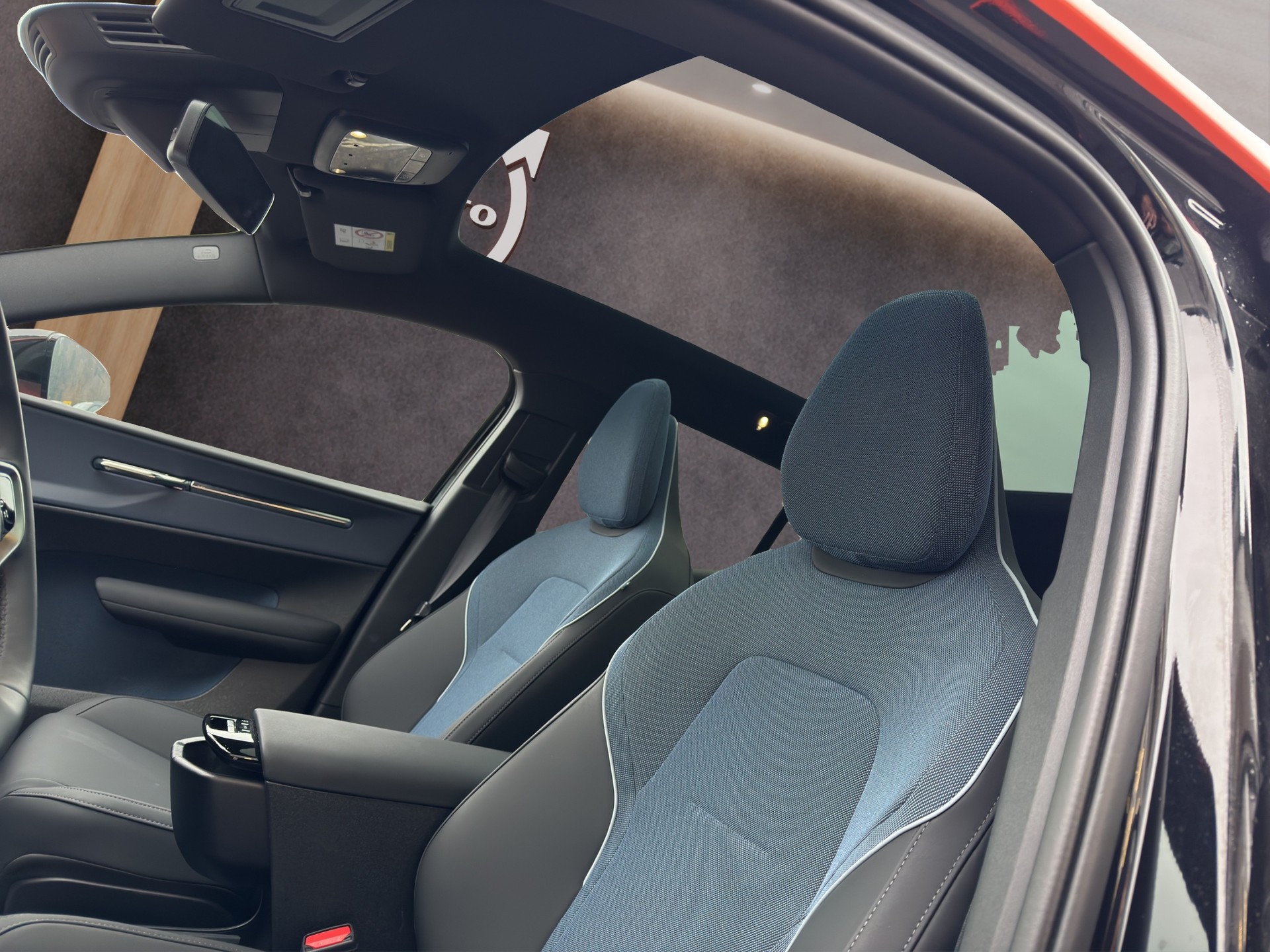 VOLVO EX30 E60 Twin Ultra Performance AWD-image-15