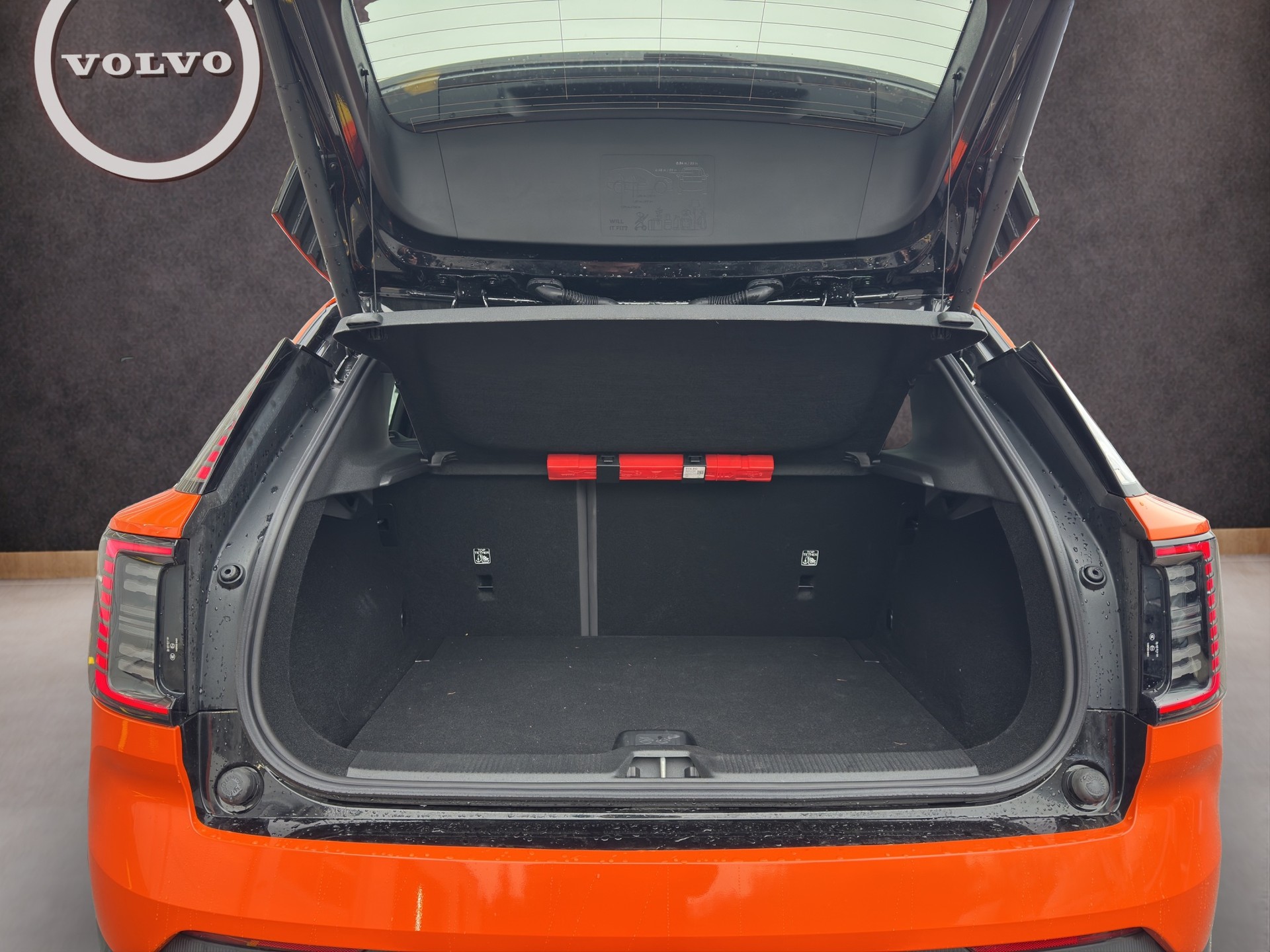 VOLVO EX30 E60 Twin Ultra Performance AWD-image-12