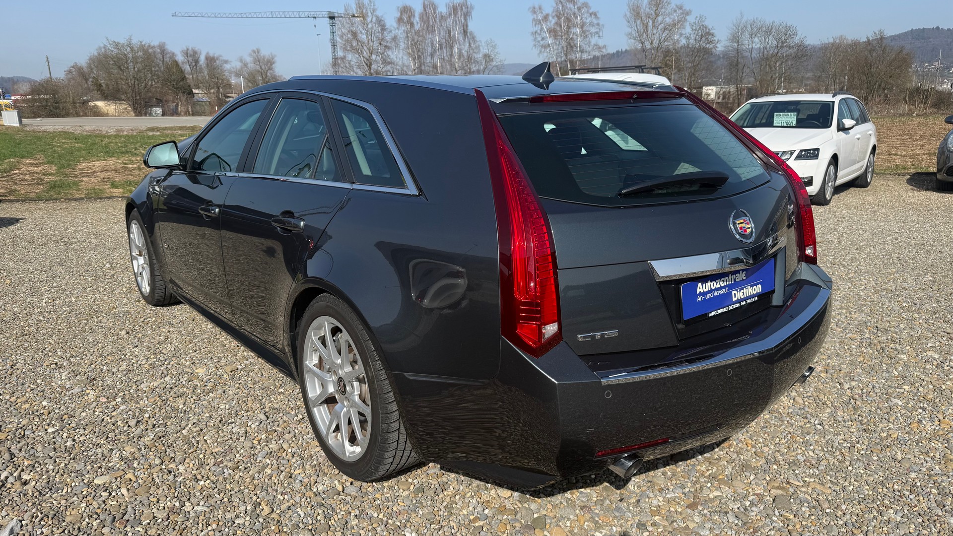 CADILLAC CTS-V Wagon 6.2 V8 SC Automatic-image-17