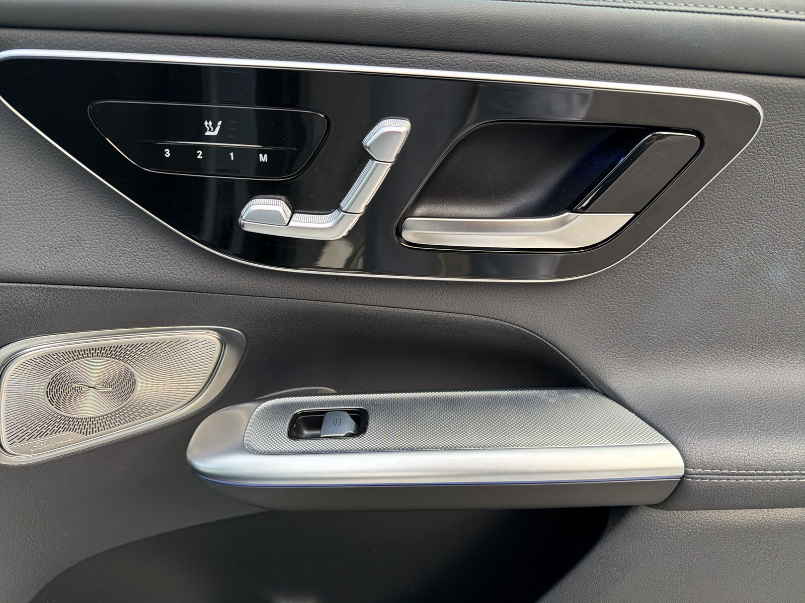 MERCEDES-BENZ GLC 220 d 4M 9G-Tronic-image-16