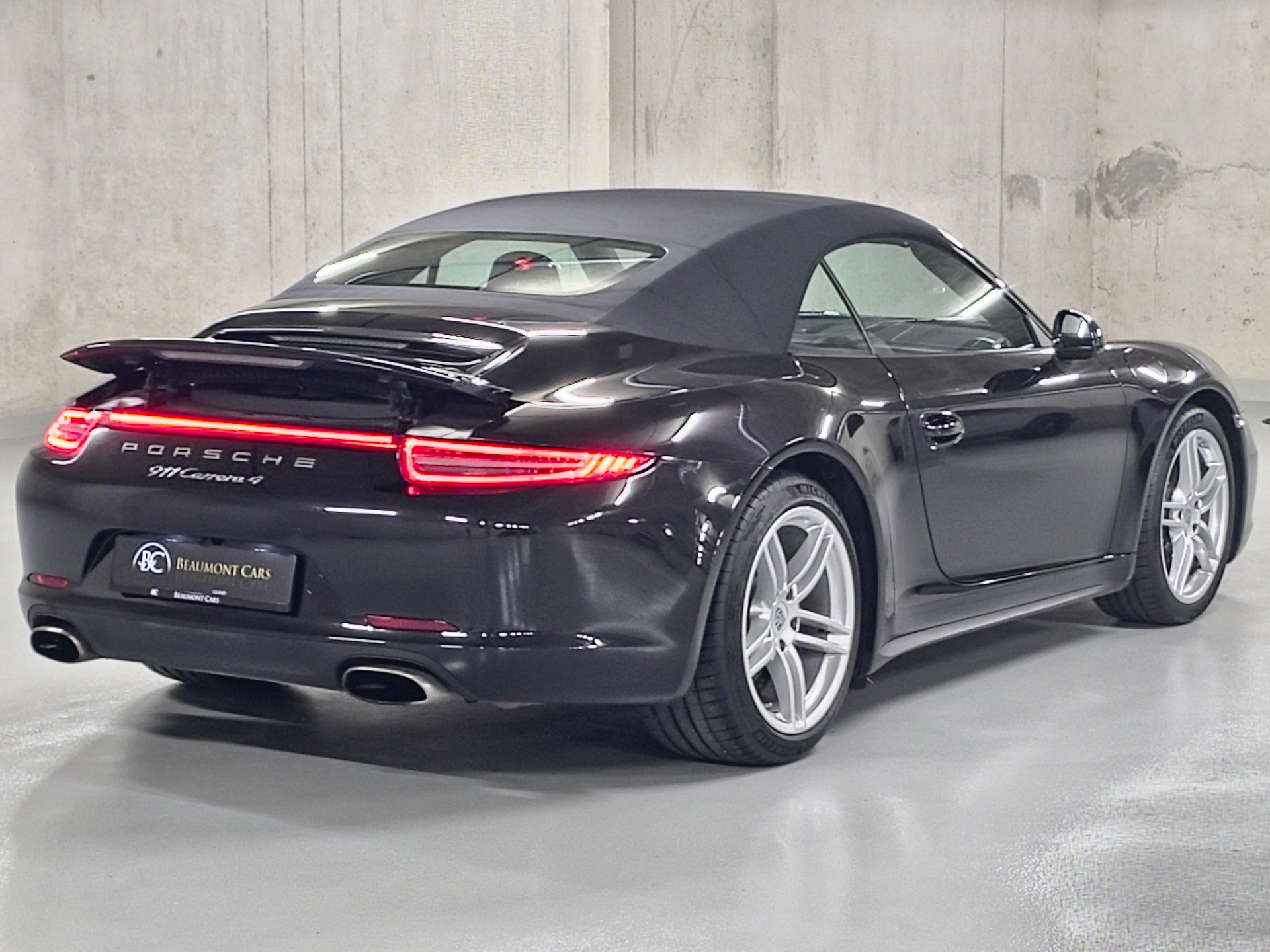 PORSCHE 911 Cabrio Carrera 4 PDK-image-12
