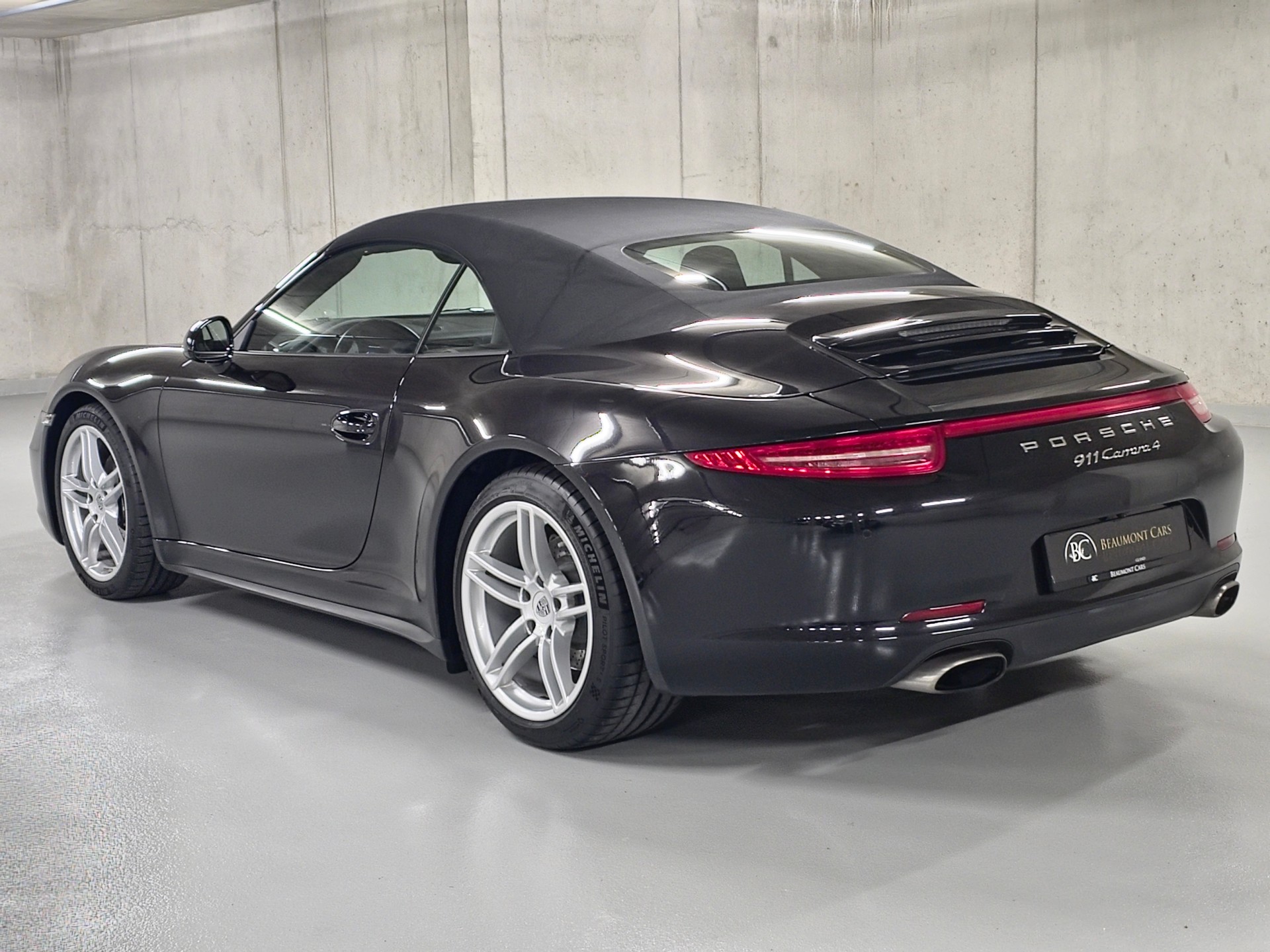 PORSCHE 911 Cabrio Carrera 4 PDK-image-13