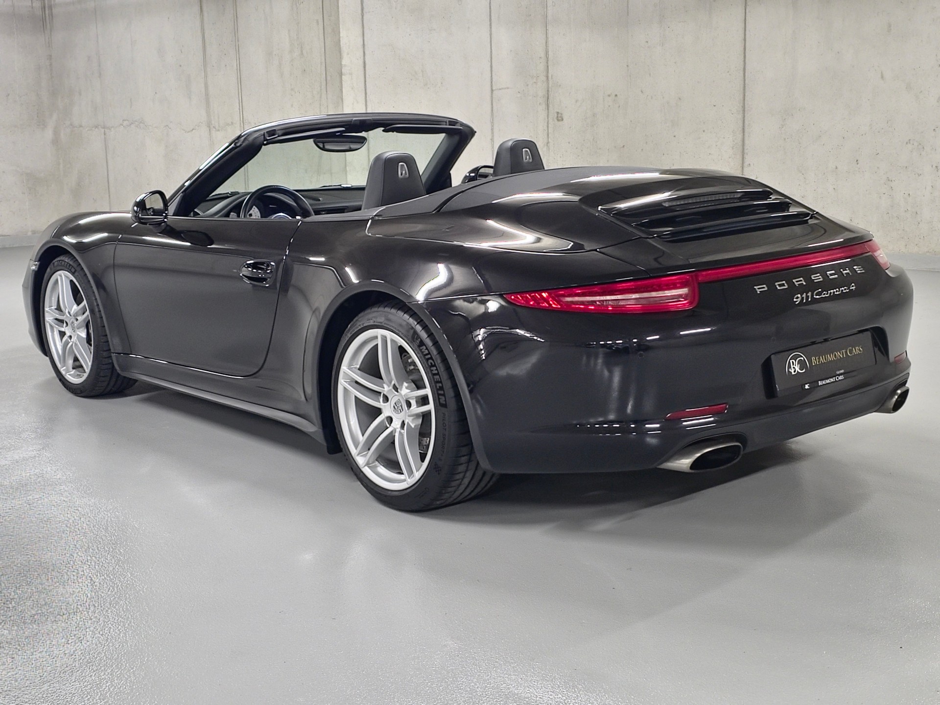 PORSCHE 911 Cabrio Carrera 4 PDK-image-15