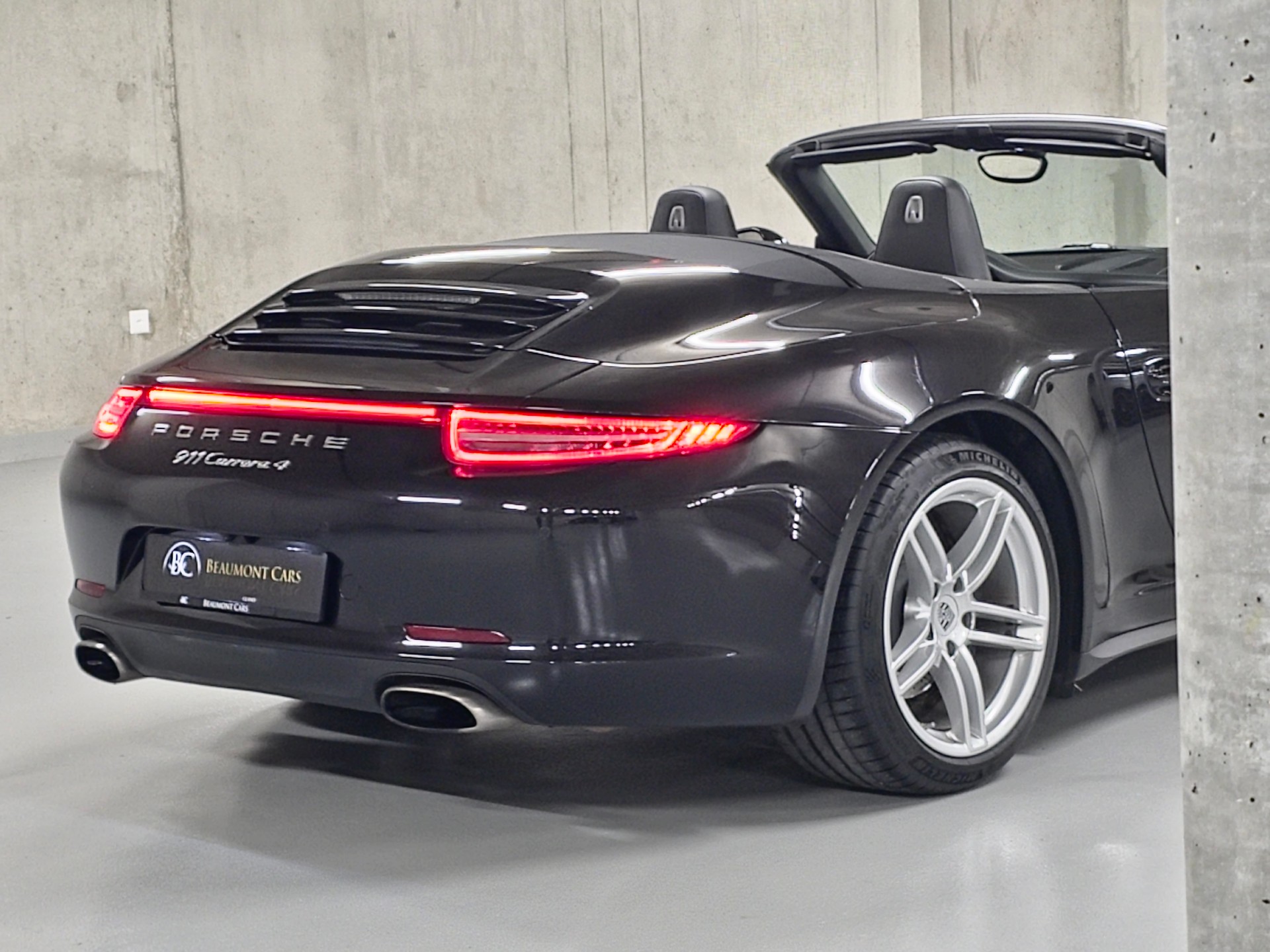 PORSCHE 911 Cabrio Carrera 4 PDK-image-14