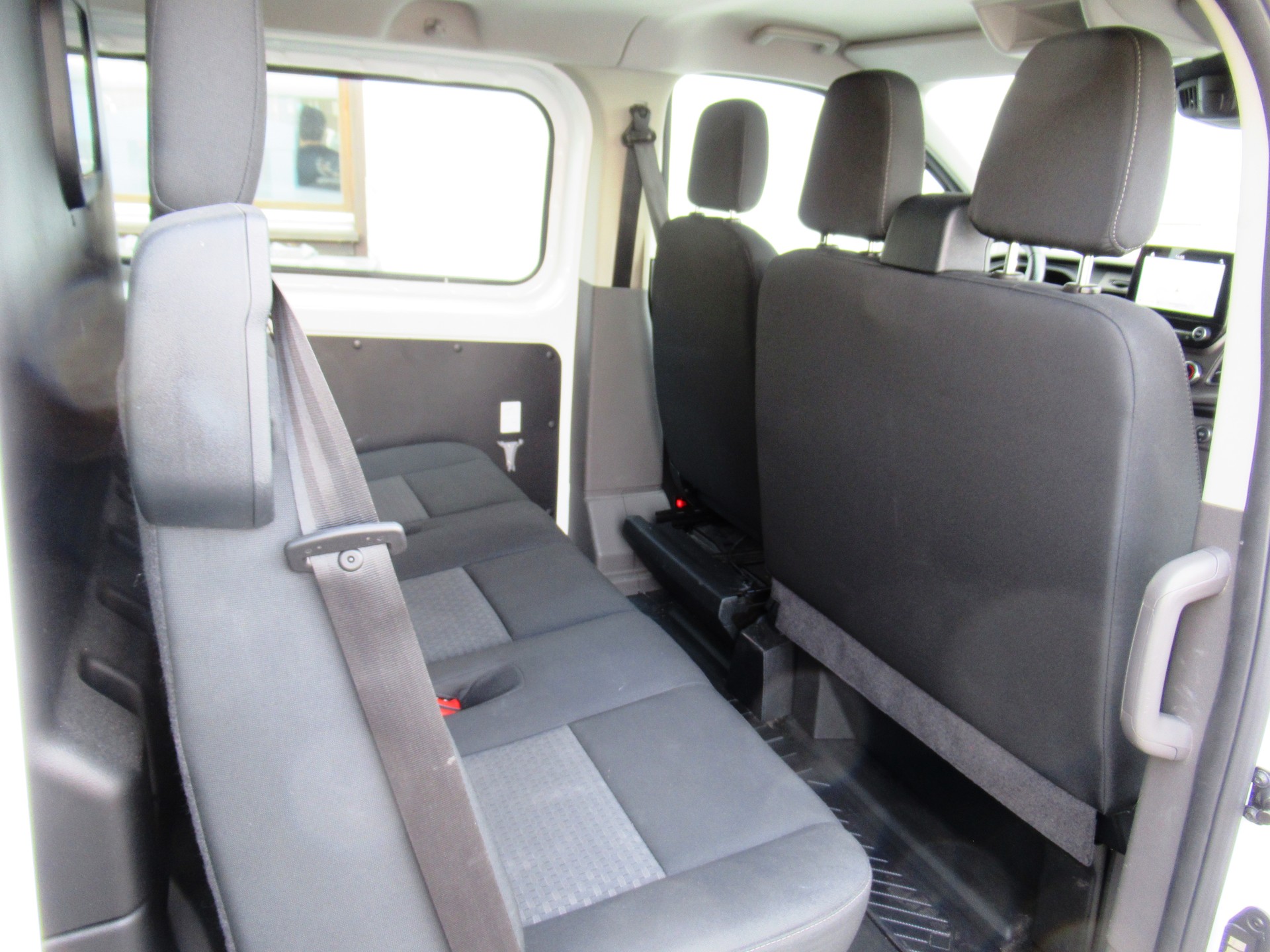 FORD Transit Custom Van 300 L2H1 DK Trend-image-14