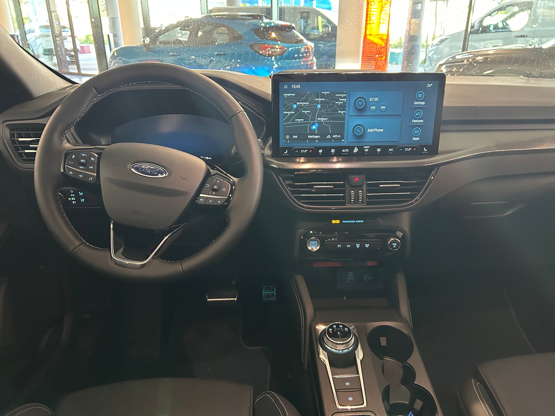FORD Kuga 2.5 FHEV Sound Edition 4WD-image-8