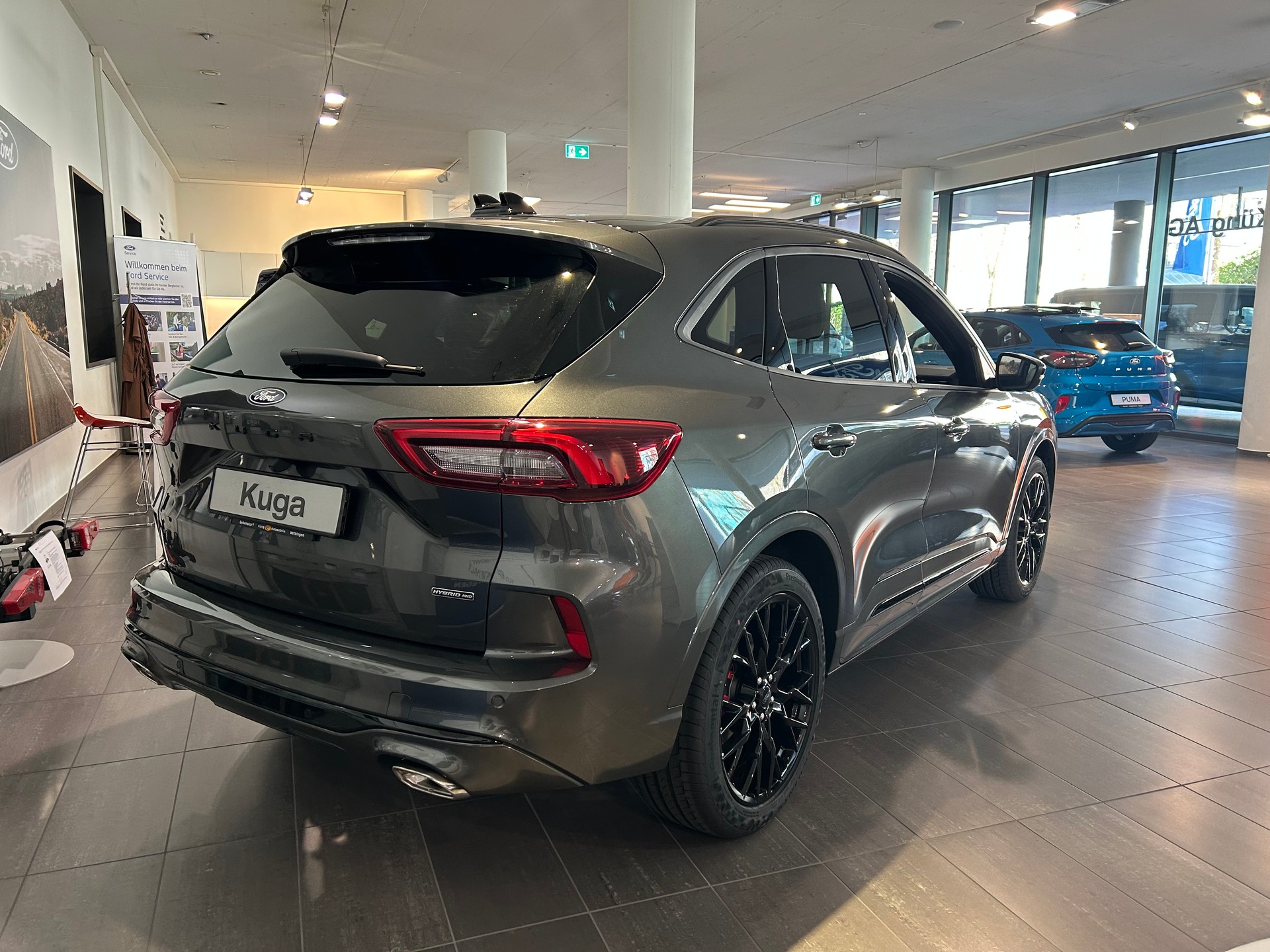 FORD Kuga 2.5 FHEV Sound Edition 4WD-image-4