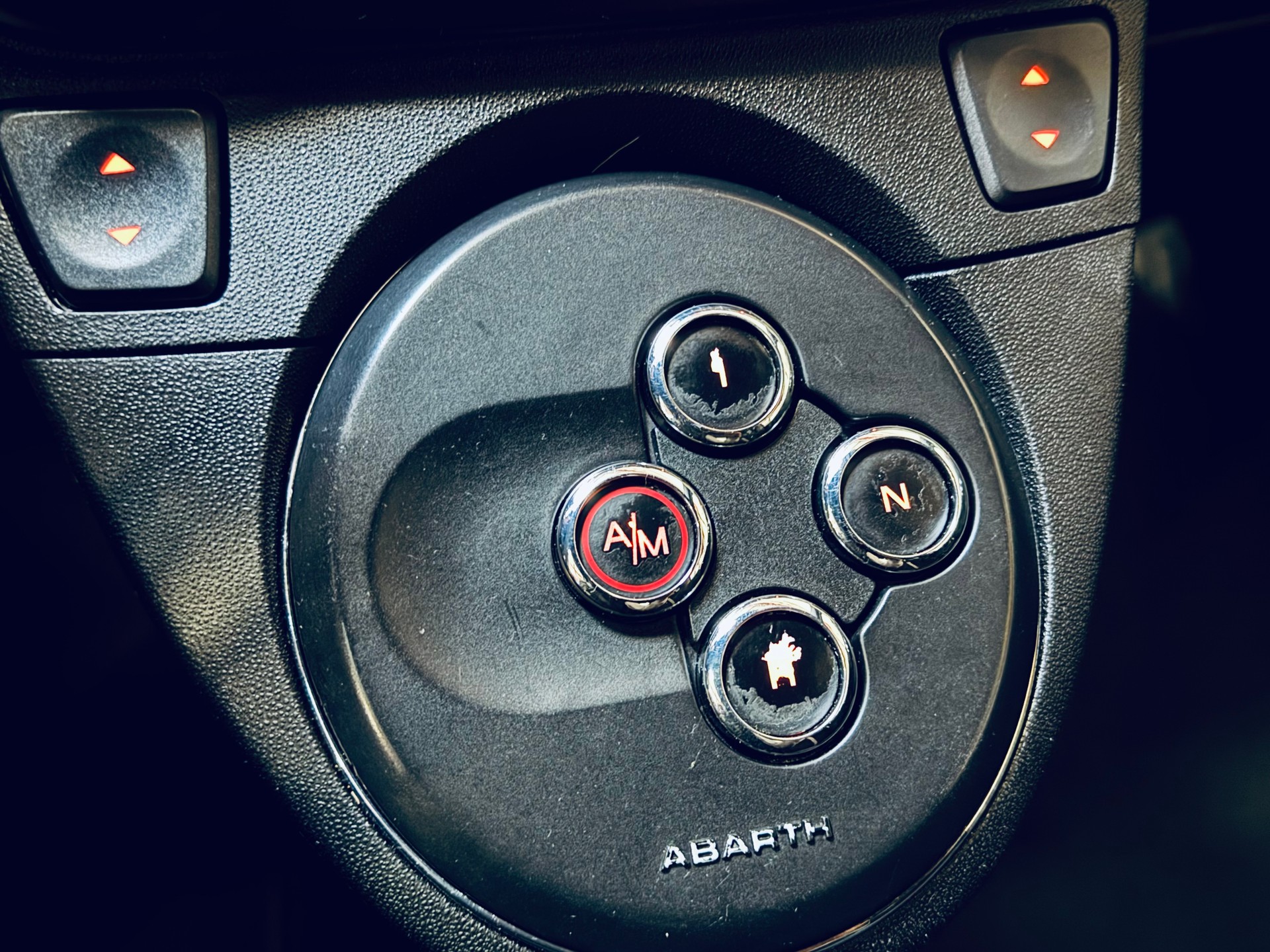 FIAT 500C 1.4 16V Turbo Abarth Dualogic-image-20