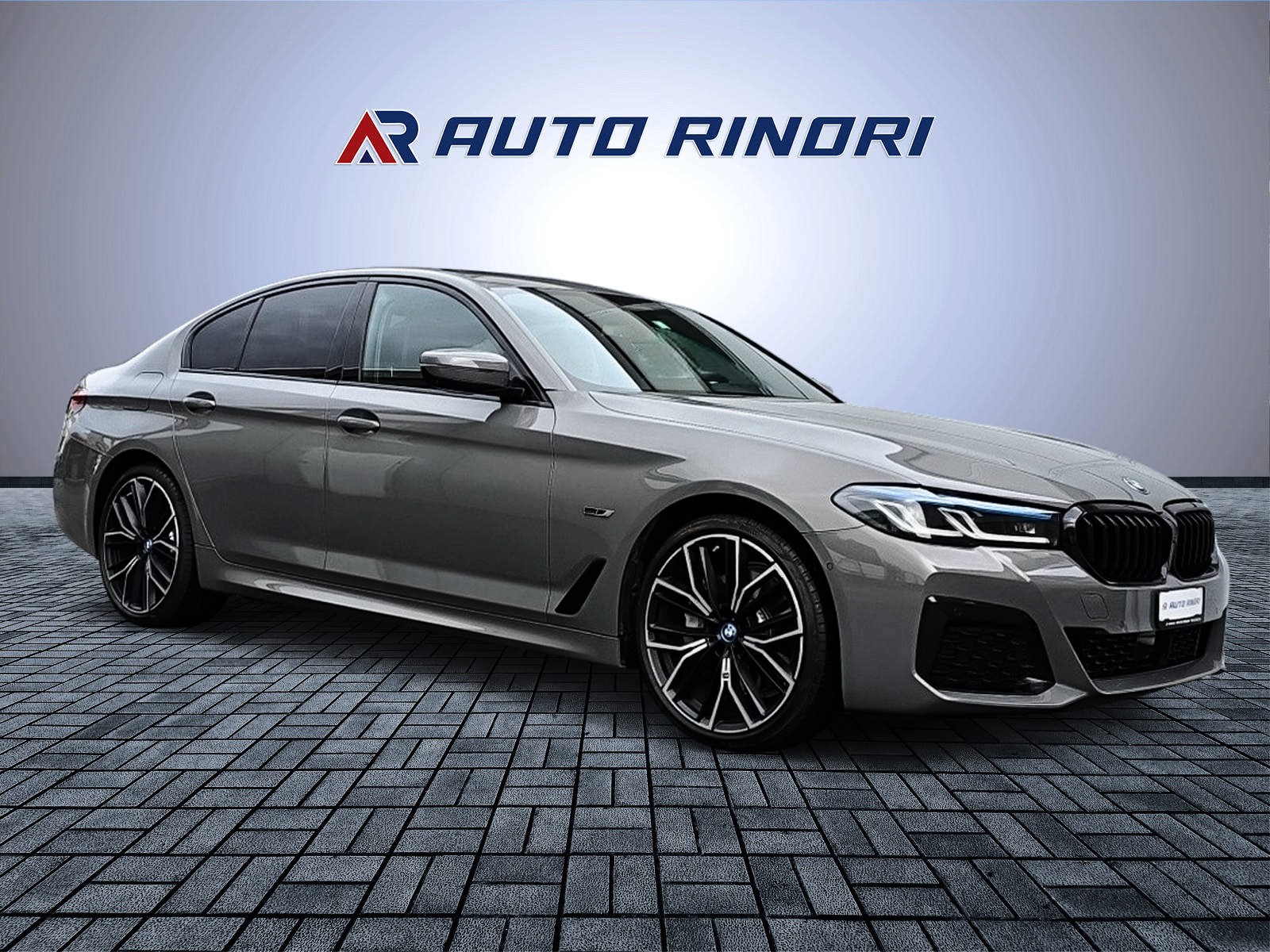 BMW 545e xDrive Pure M Sport Steptronic-showroom-element-1