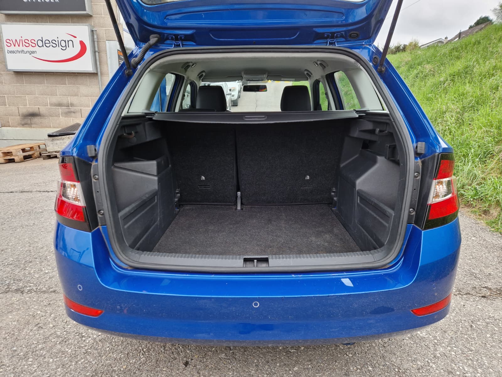 SKODA Fabia Combi 1.0 TSI Ambition DSG-image-8