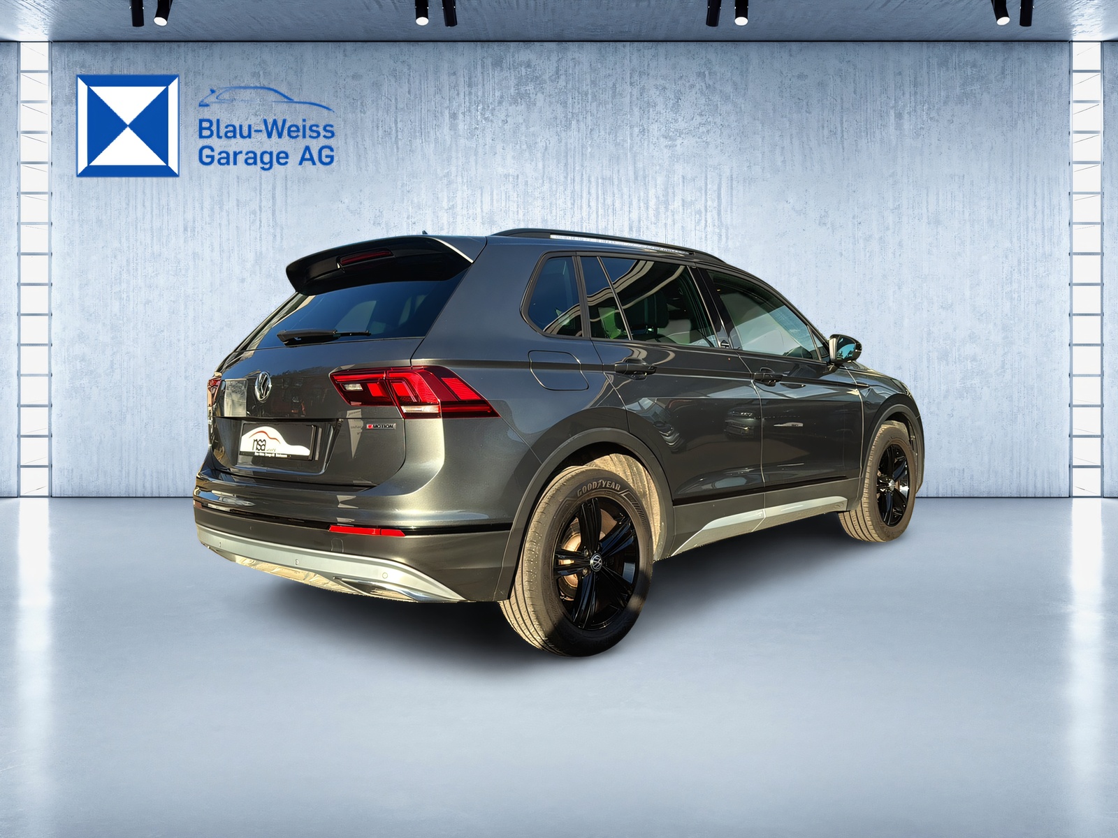 VW Tiguan 2.0TSI Offroad 4M 4Motion DSG-image-4