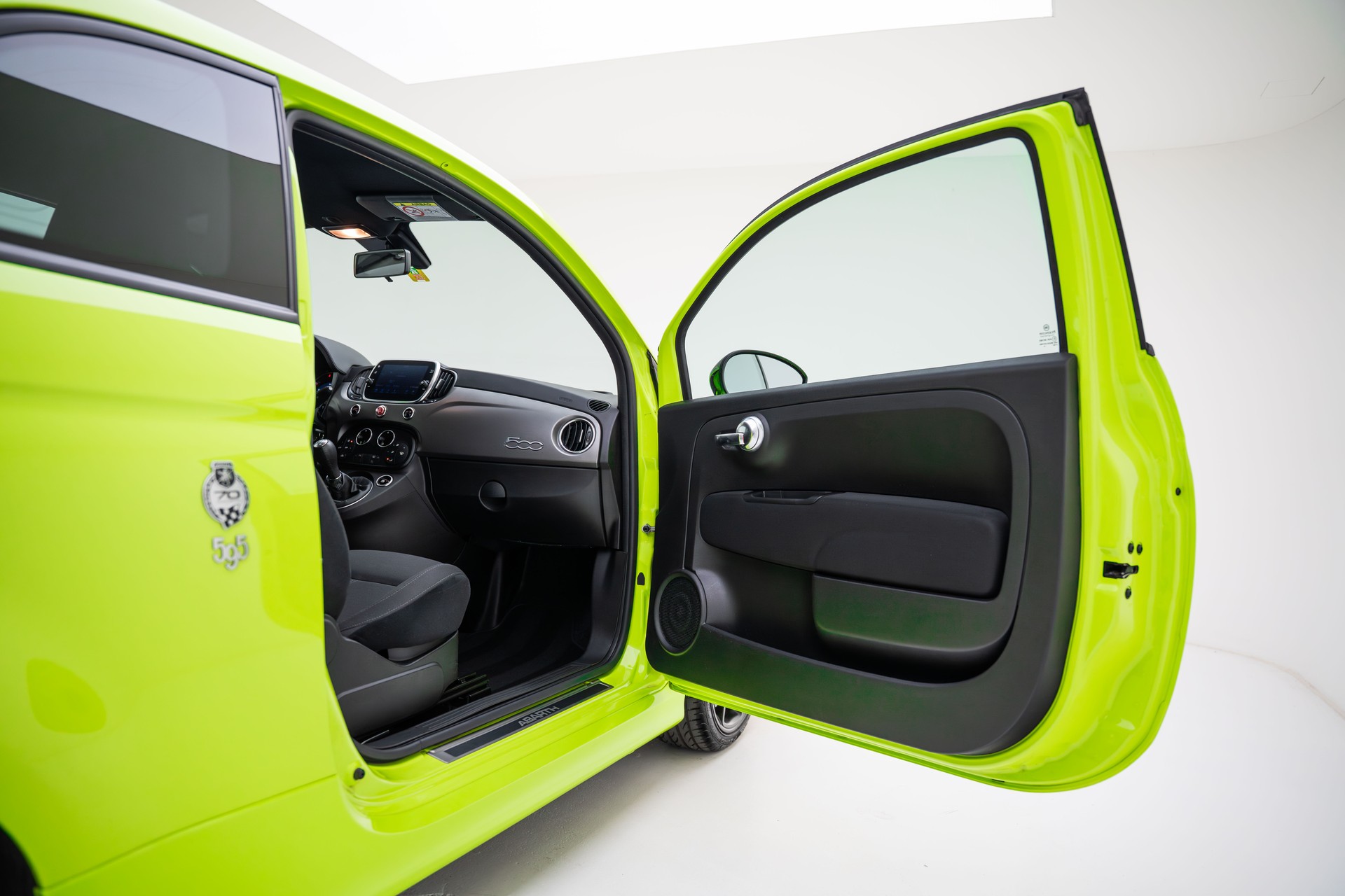 FIAT 595 1.4 16V Turbo Abarth Pista - 70th Anniversary-image-27