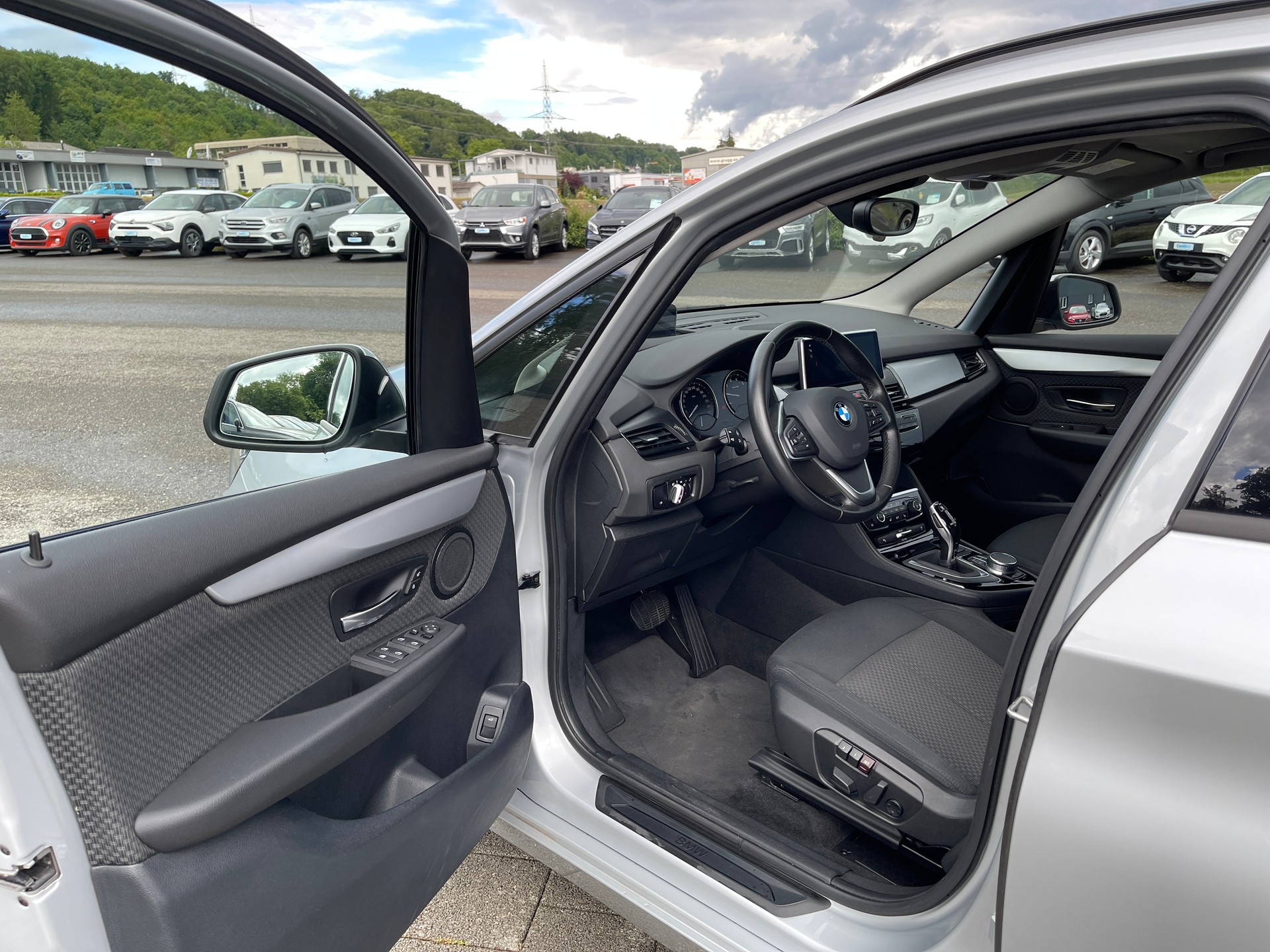 BMW 218i Active Tourer DKG-image-10