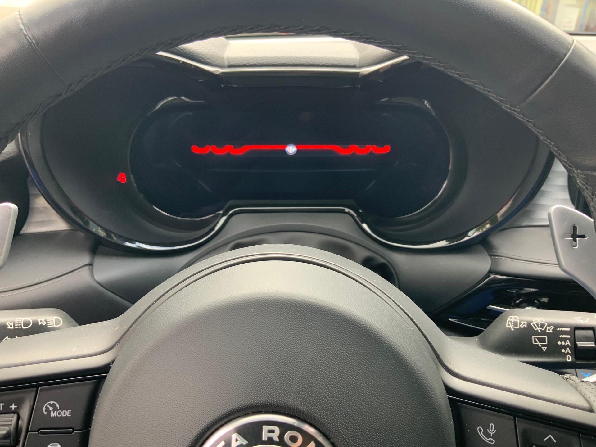 ALFA ROMEO Tonale 1.3 Plug-in-Hybrid Q4 Veloce-image-2