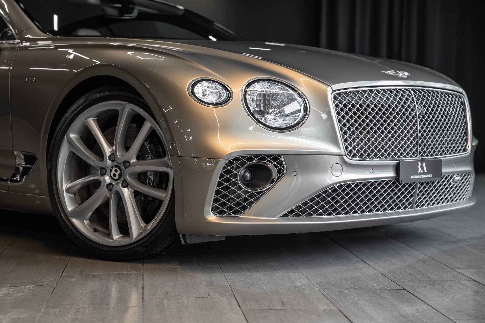 BENTLEY Continental GT 4.0 V8 / CH Auto / Werksgarantie / 8 Fach / Traum Konfiguration /-image-1